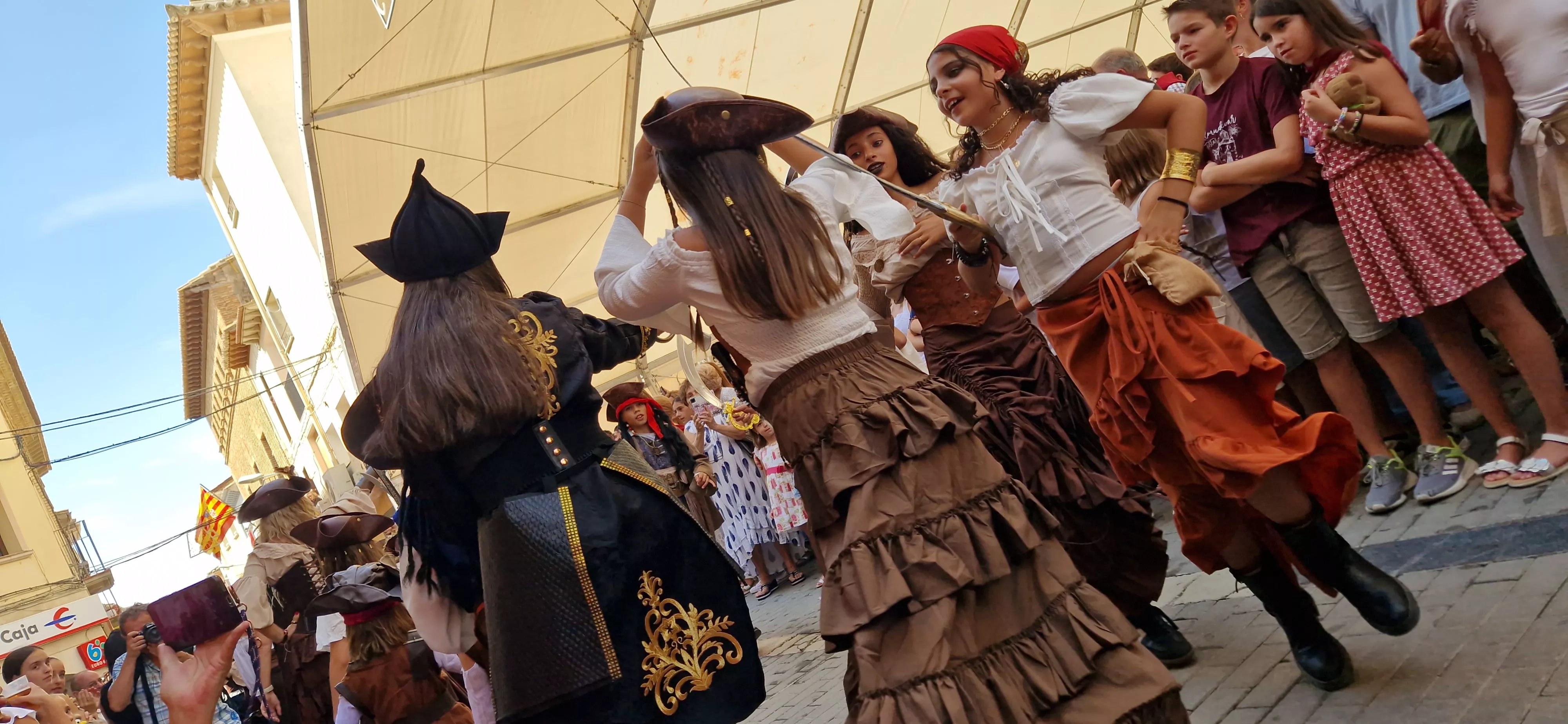 Comienzan las fiestas de Almudévar 2025. Foto Myriam Martínez 