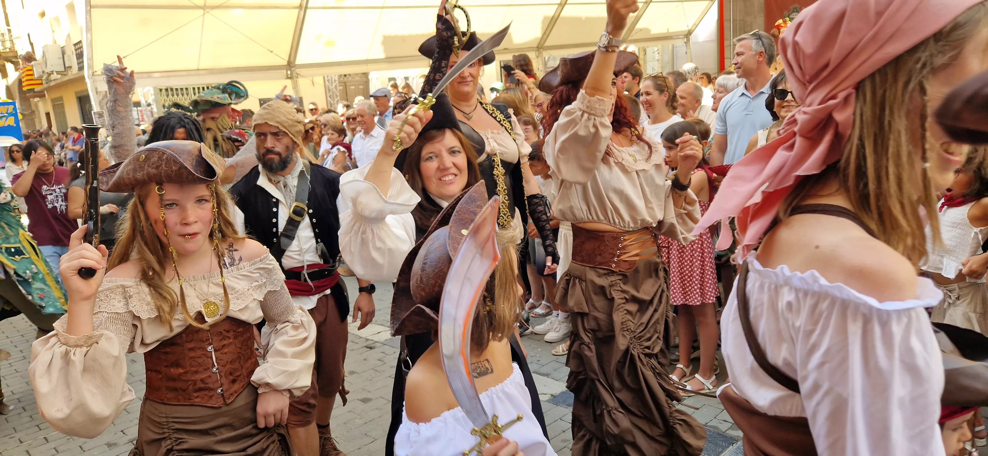 Comienzan las fiestas de Almudévar 2025. Foto Myriam Martíne