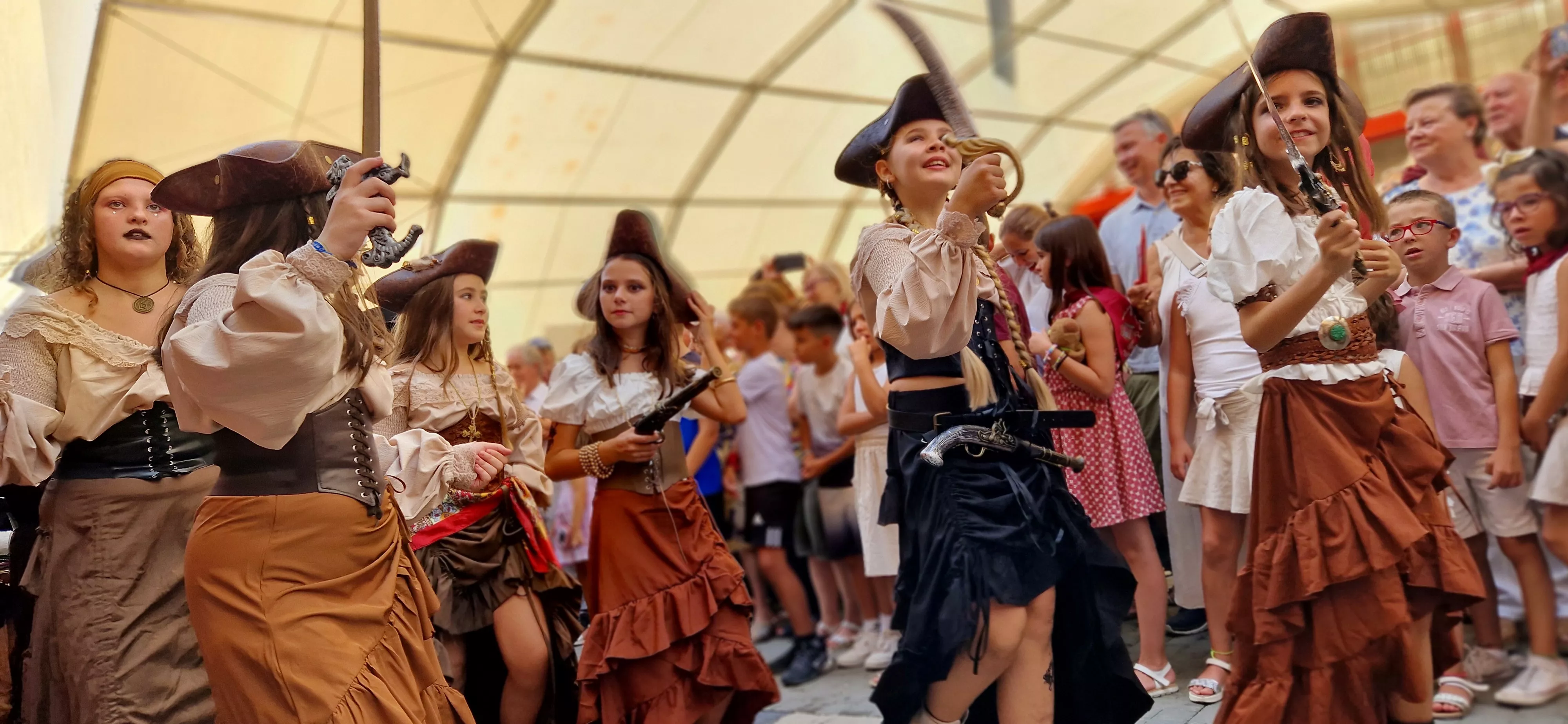 Comienzan las fiestas de Almudévar 2025. Foto Myriam Martínez 