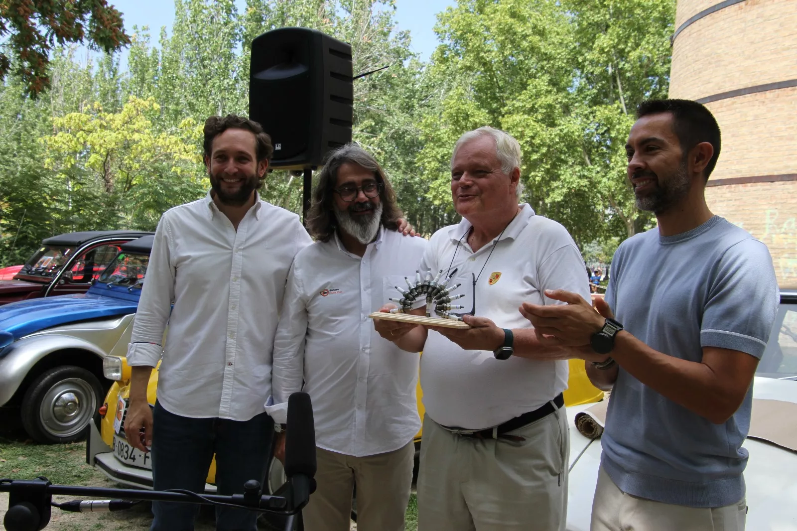 XVII Concentración de Vehículos Clásicos Ciudad de Monzón. Foto Carlos Neofato