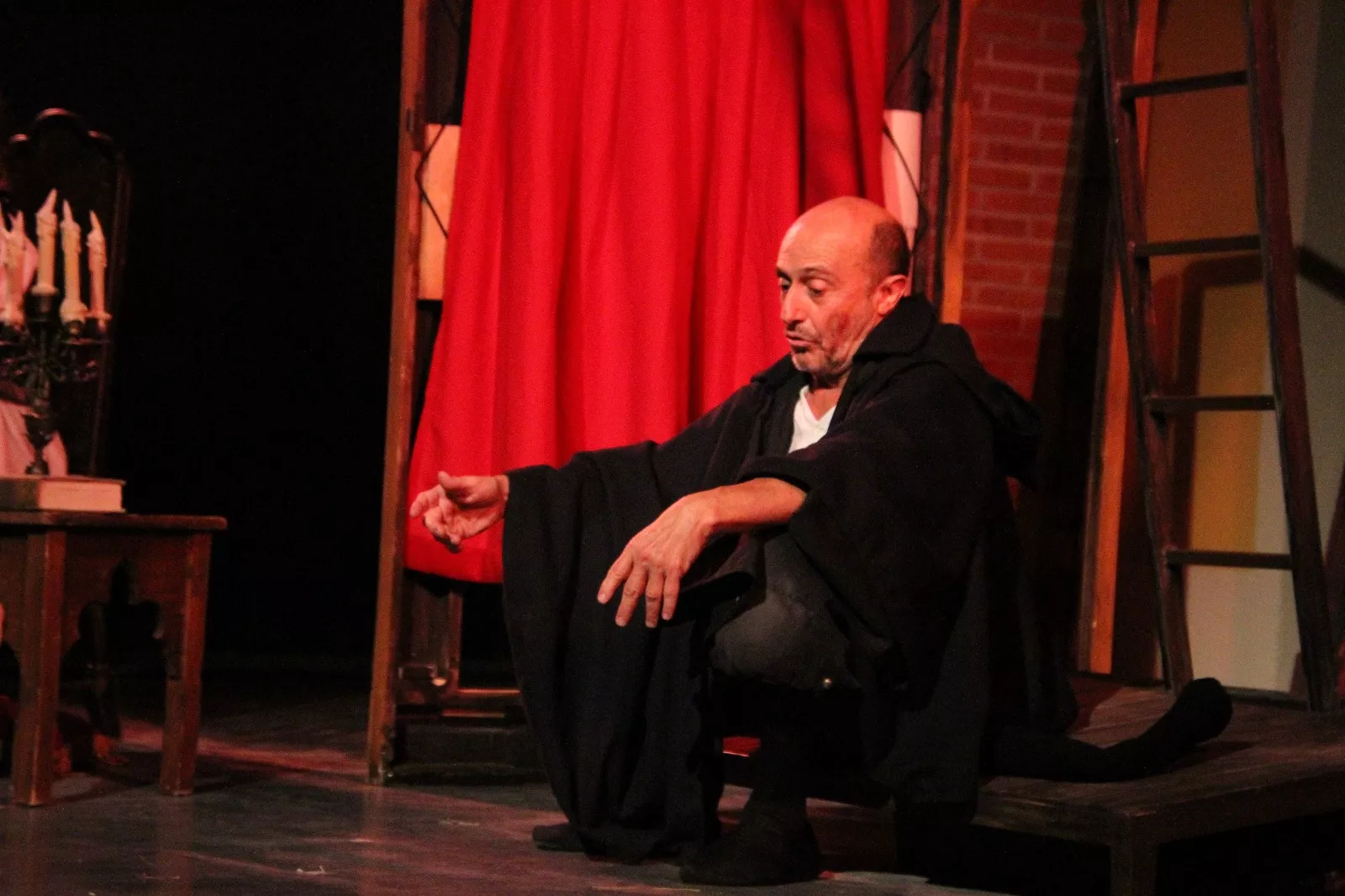 Pepe Viyuela y Sara Águeda en el Corral de Comedias de Robres. Foto Carlos Neofato