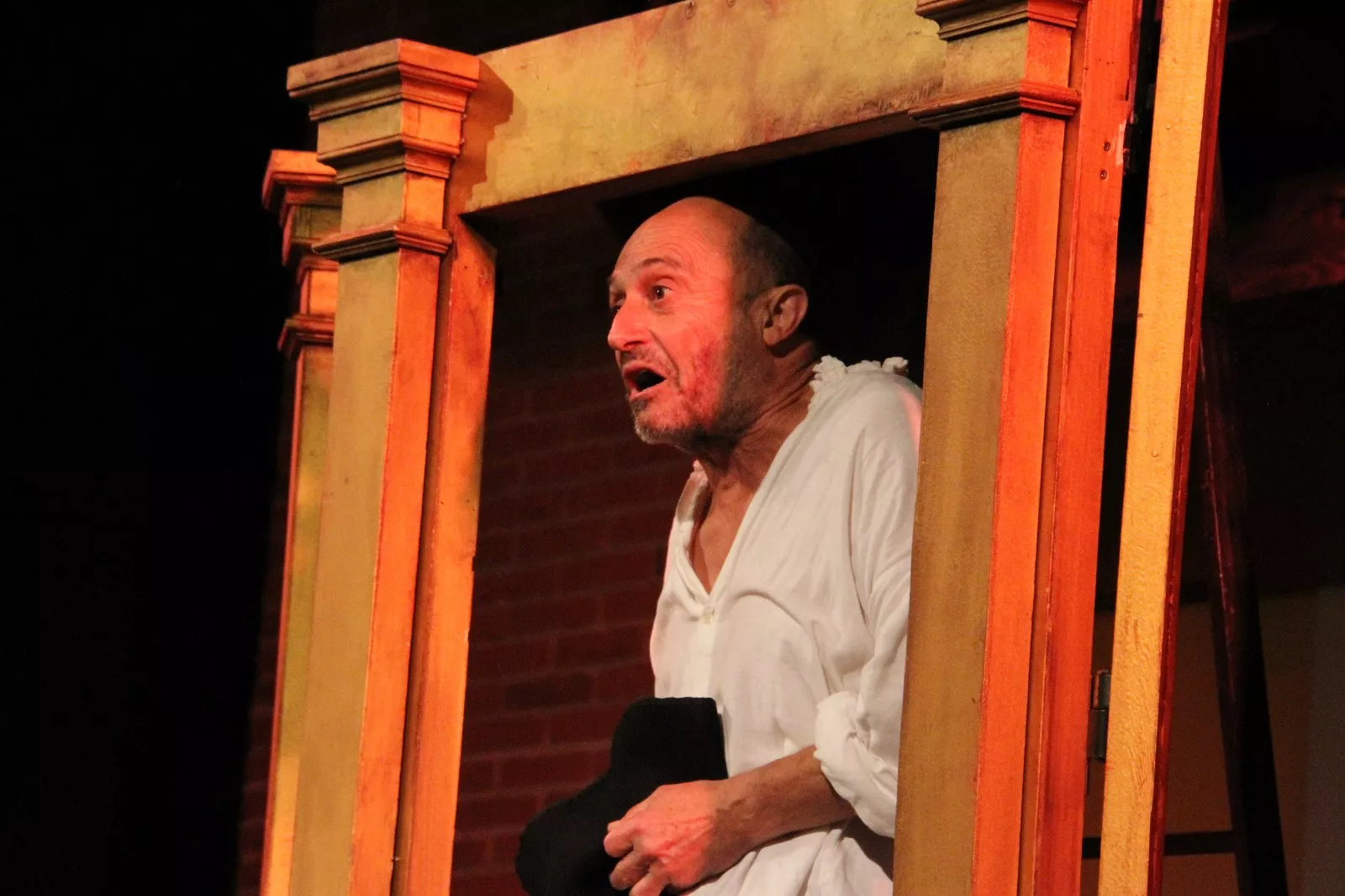 Pepe Viyuela y Sara Águeda en el Corral de Comedias de Robres. Foto Carlos Neofato