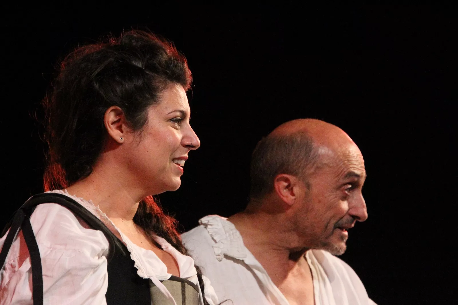 Pepe Viyuela y Sara Águeda en el Corral de Comedias de Robres. Foto Carlos Neofato