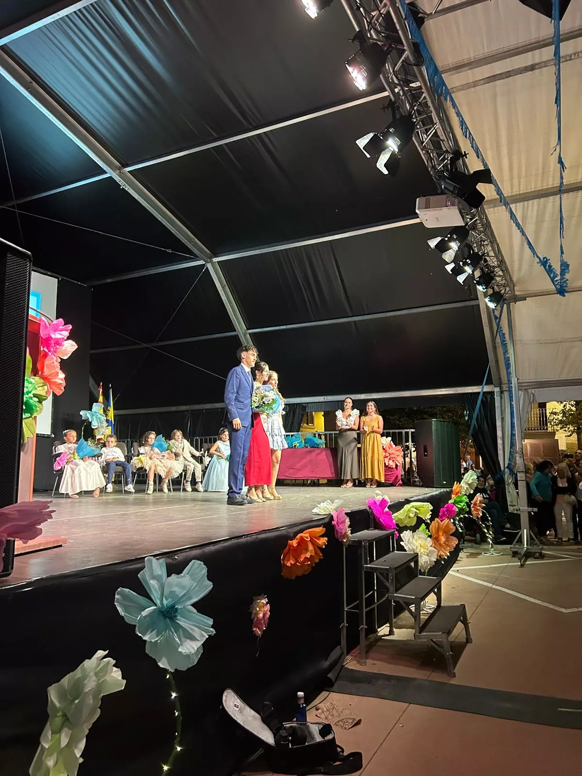 Presentación de las presidentas y reinas infantiles de las Fiestas de Santa Leticia.
