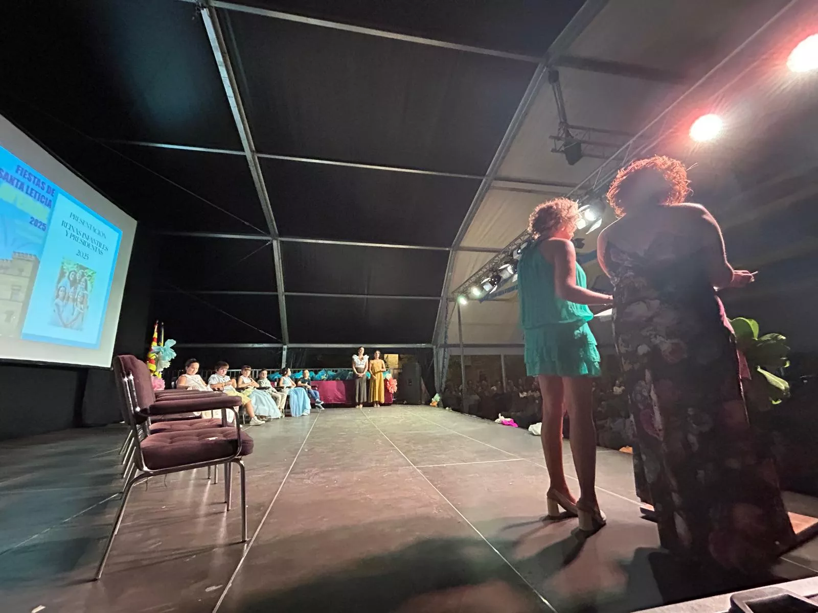 Presentación de las presidentas y reinas infantiles de las Fiestas de Santa Leticia.