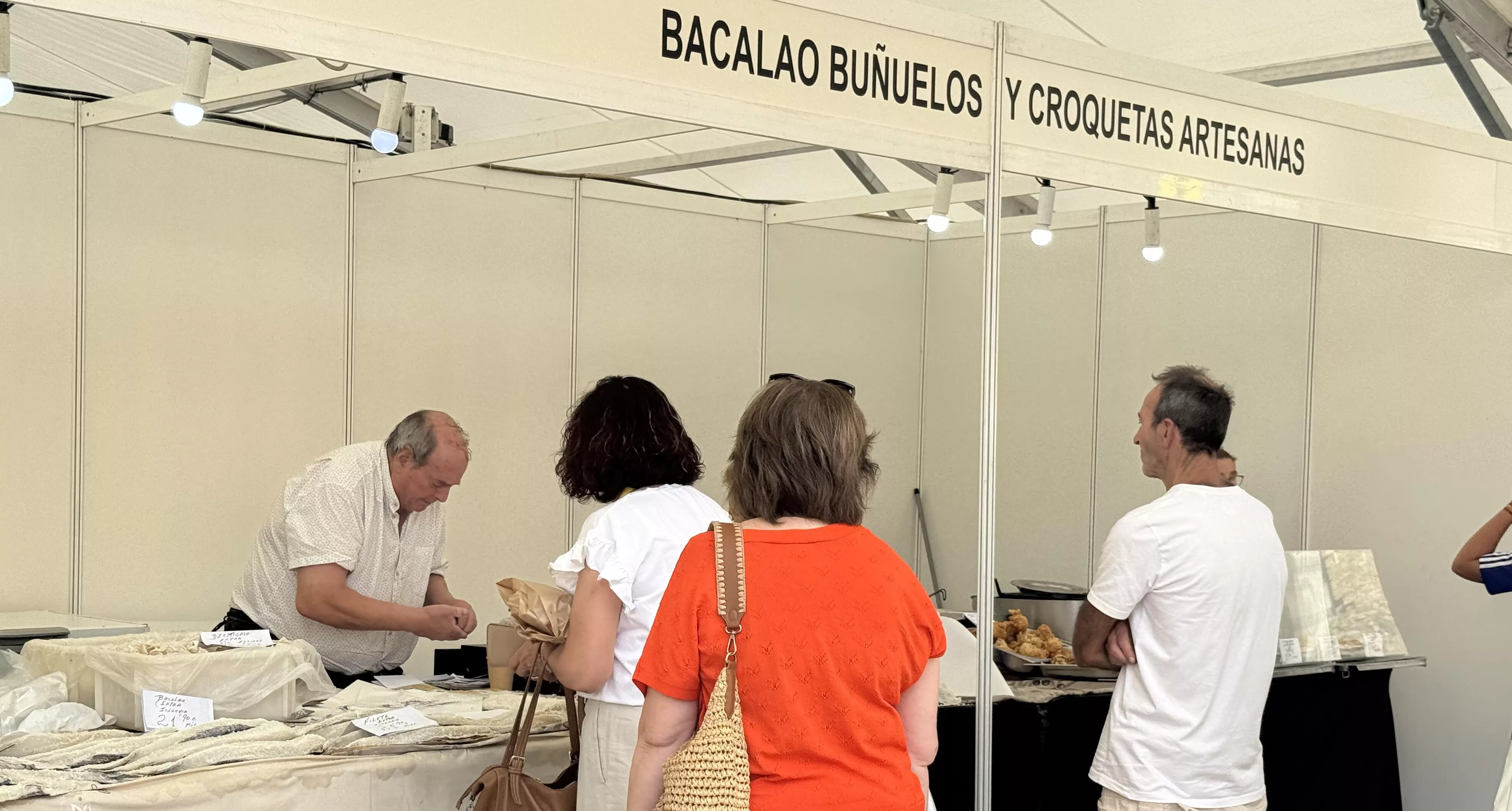 Puesto de bacalao en la Expoferia.