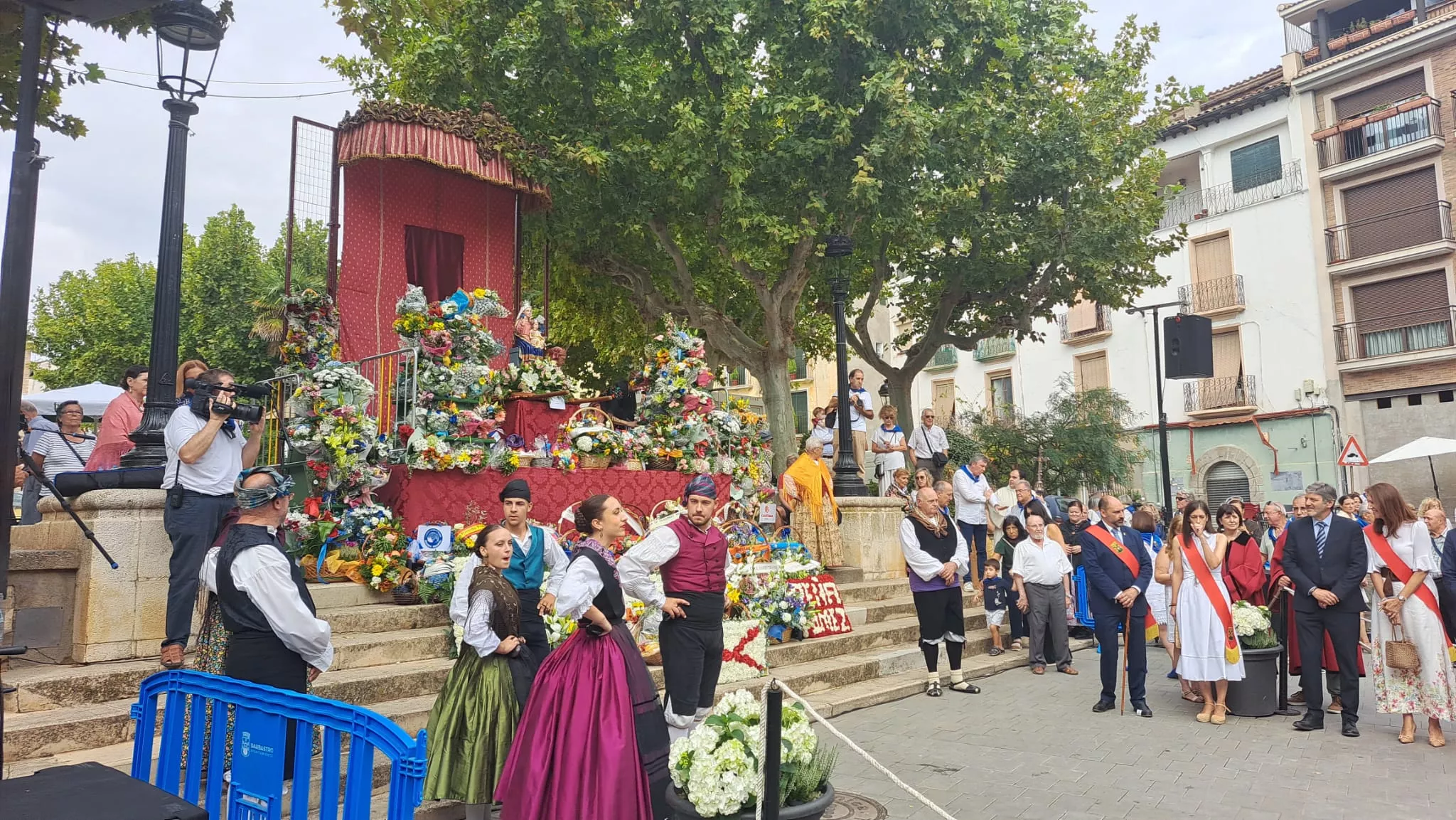 La Virgen del Pueyo recibe la ofrenda de Barbastro