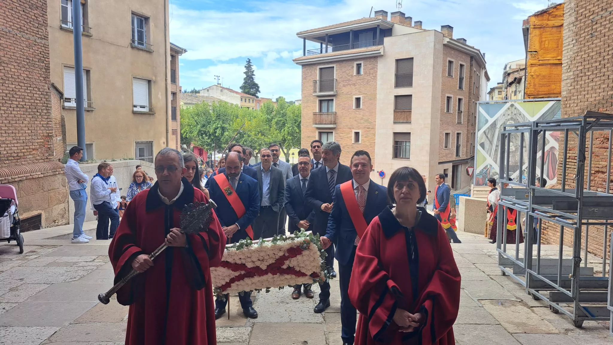 Ofrenda a la Virgen del Pueyo en Barbastro