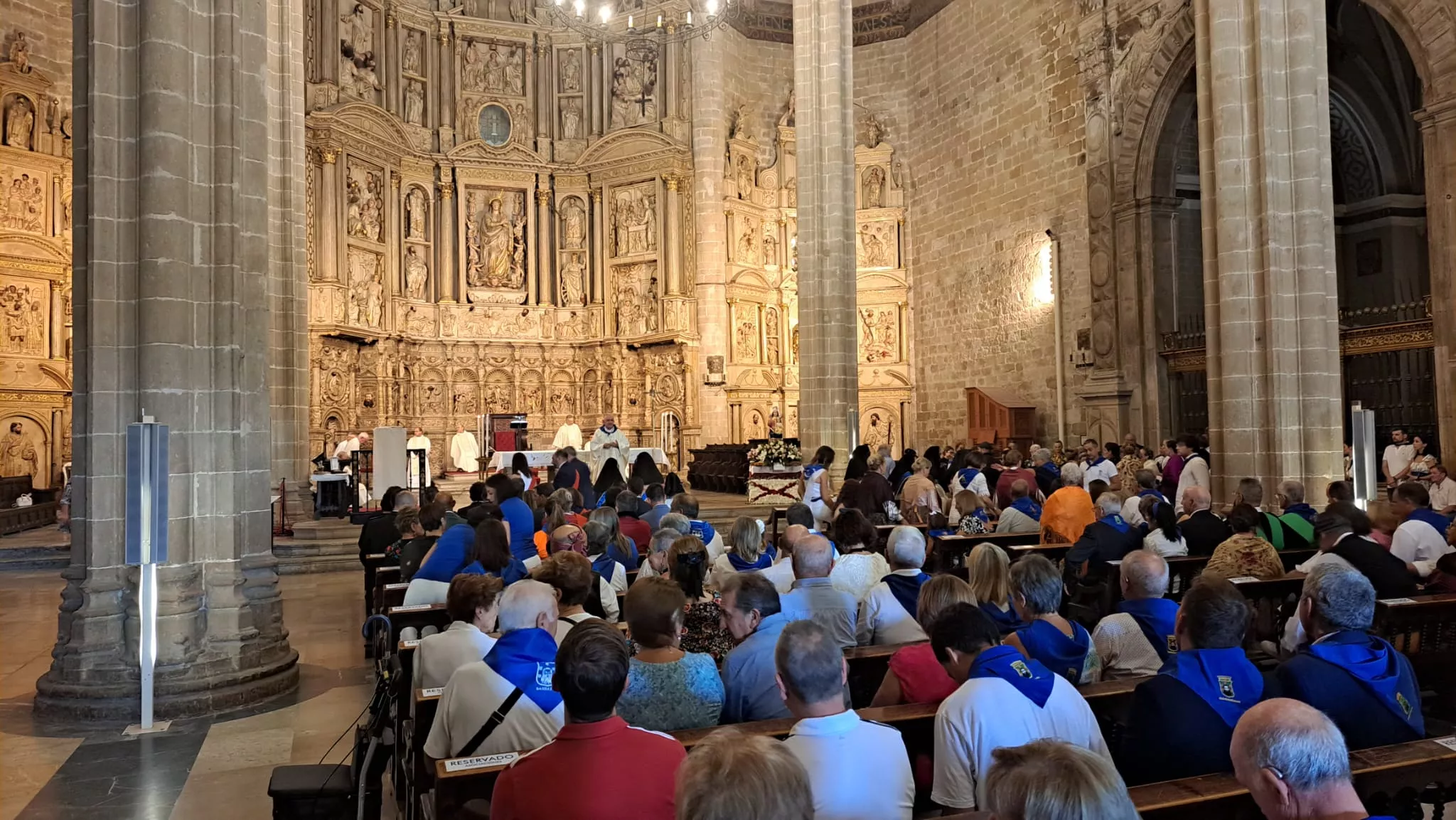 Ofrenda a la Virgen del Pueyo en Barbastro