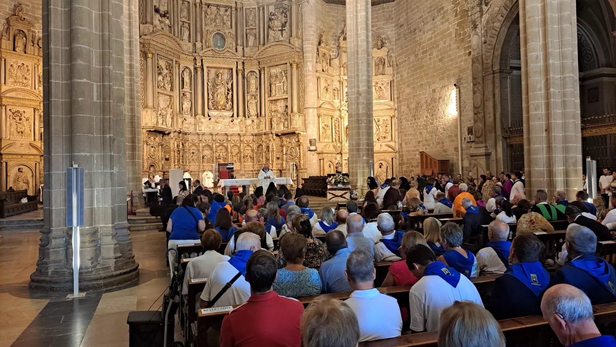 Ofrenda a la Virgen del Pueyo en Barbastro