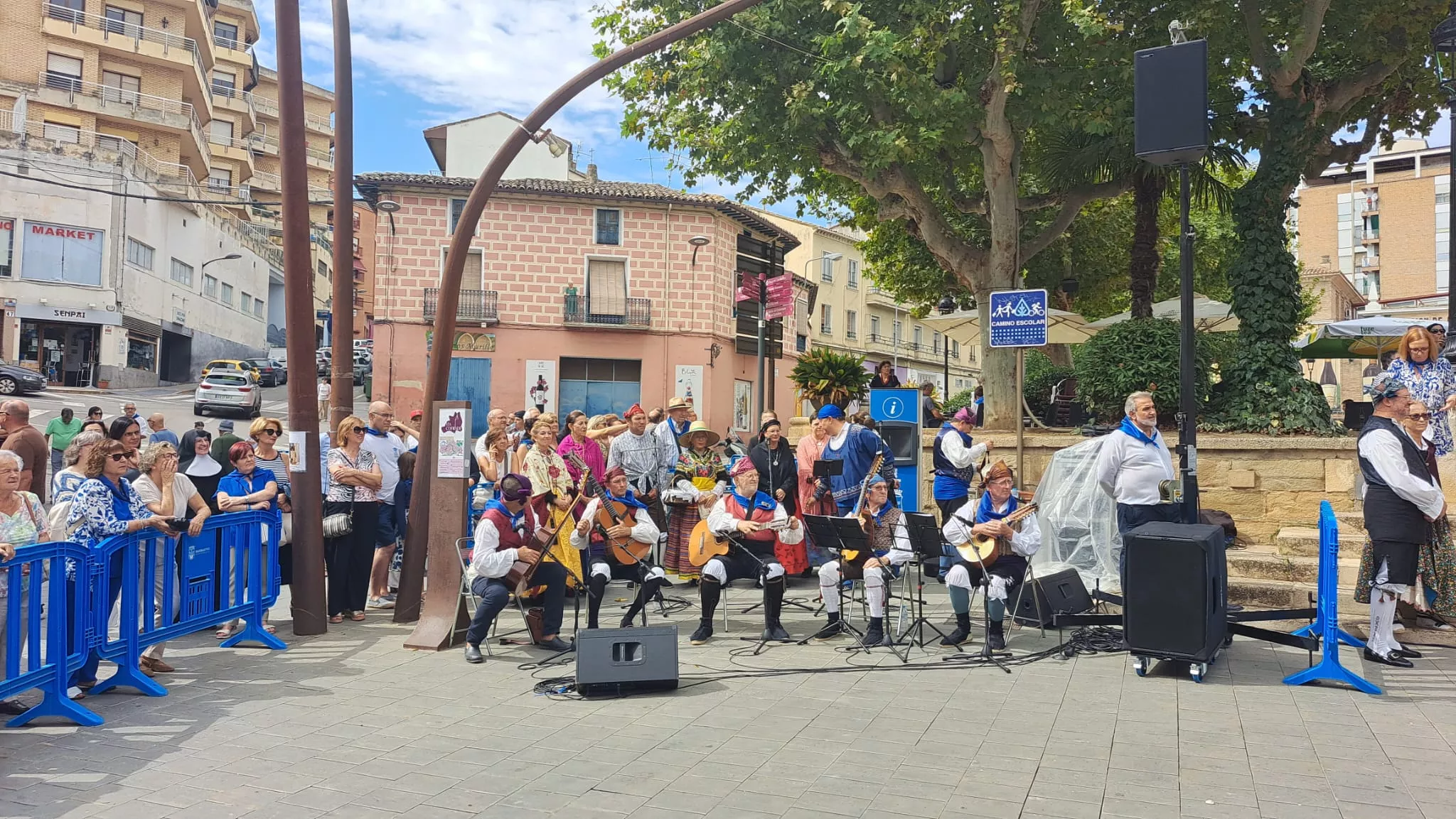 Ofrenda a la Virgen del Pueyo en Barbastro