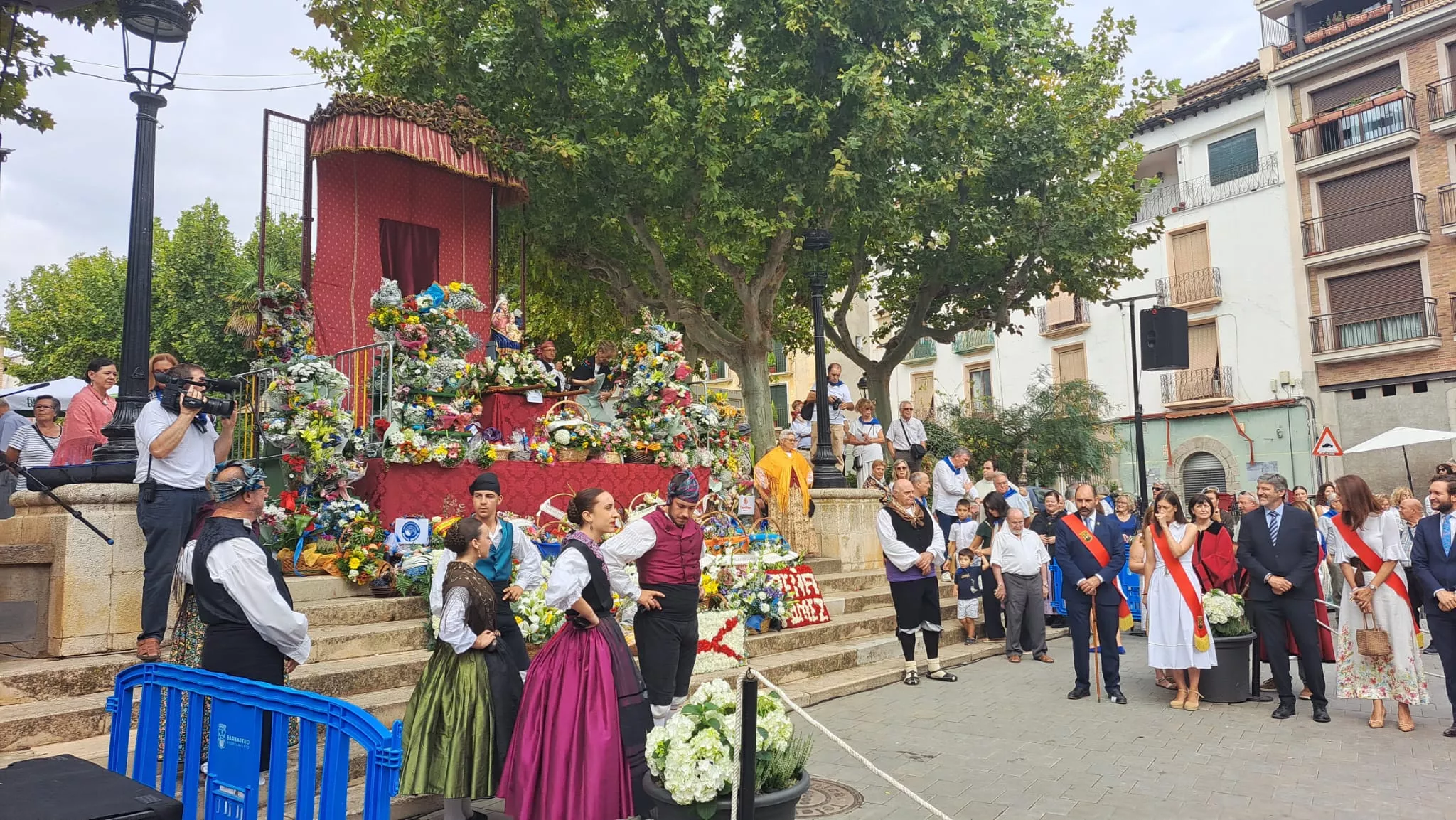 Ofrenda a la Virgen del Pueyo en Barbastro