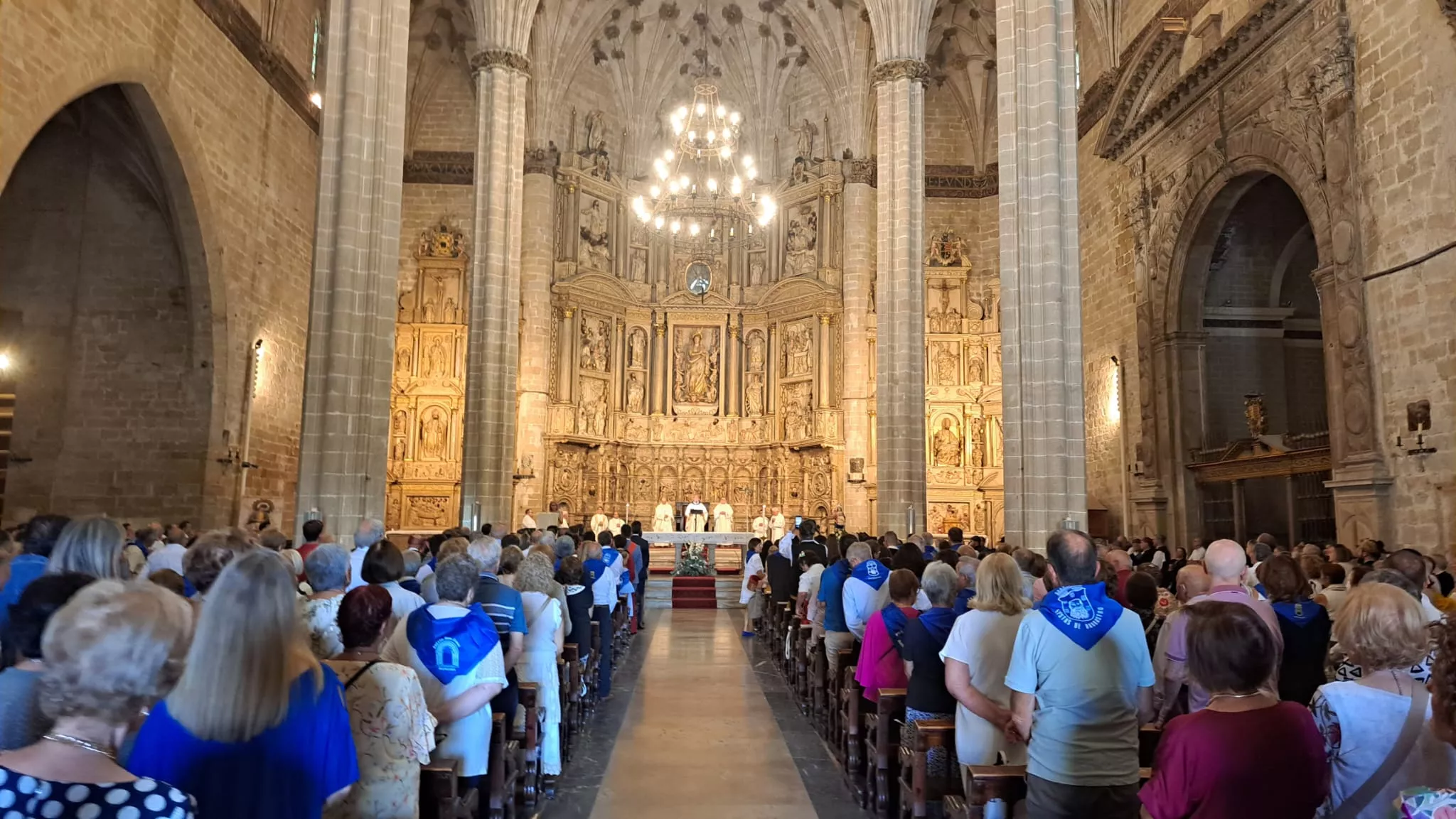 Ofrenda a la Virgen del Pueyo en Barbastro