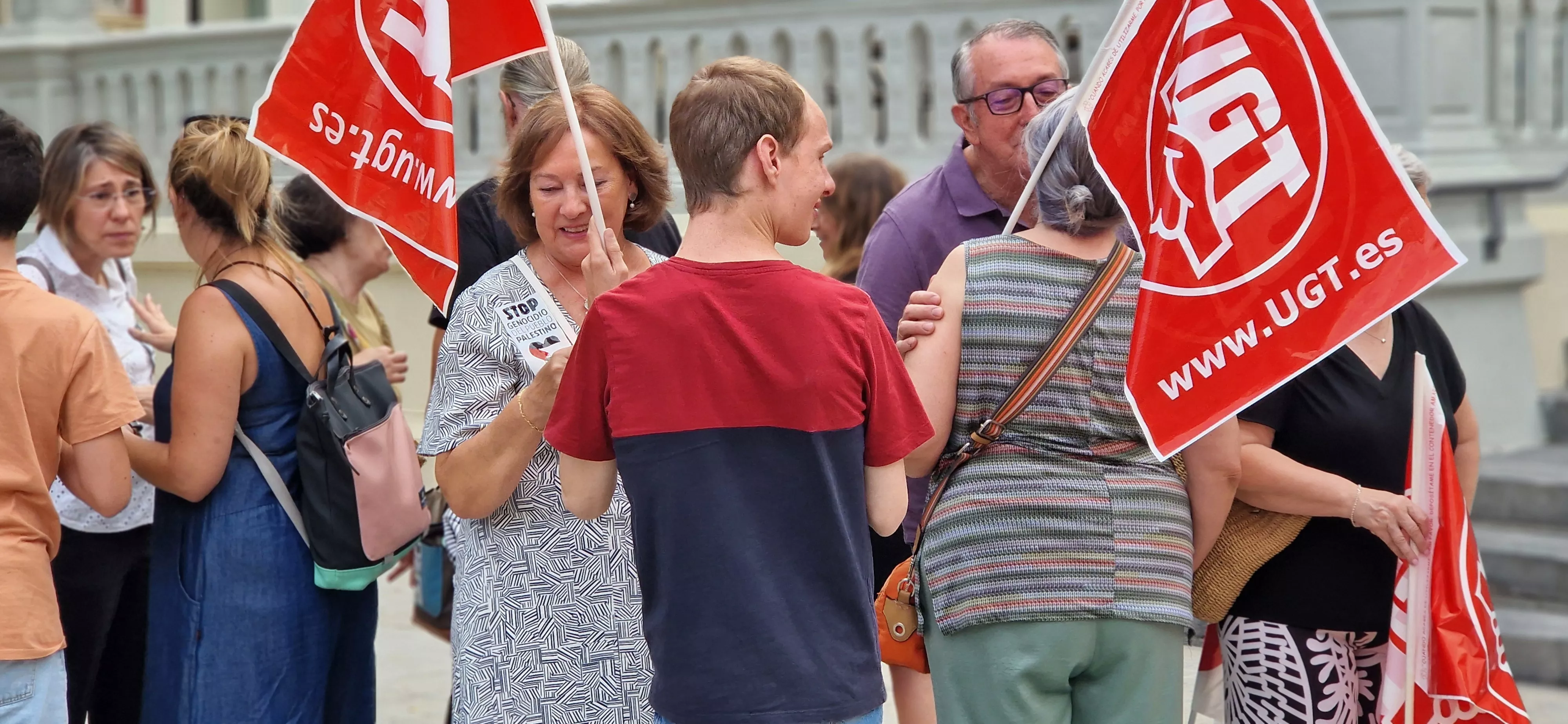 Concentración de UGT para pedir a Educación más recursos. Foto Myriam Martínez