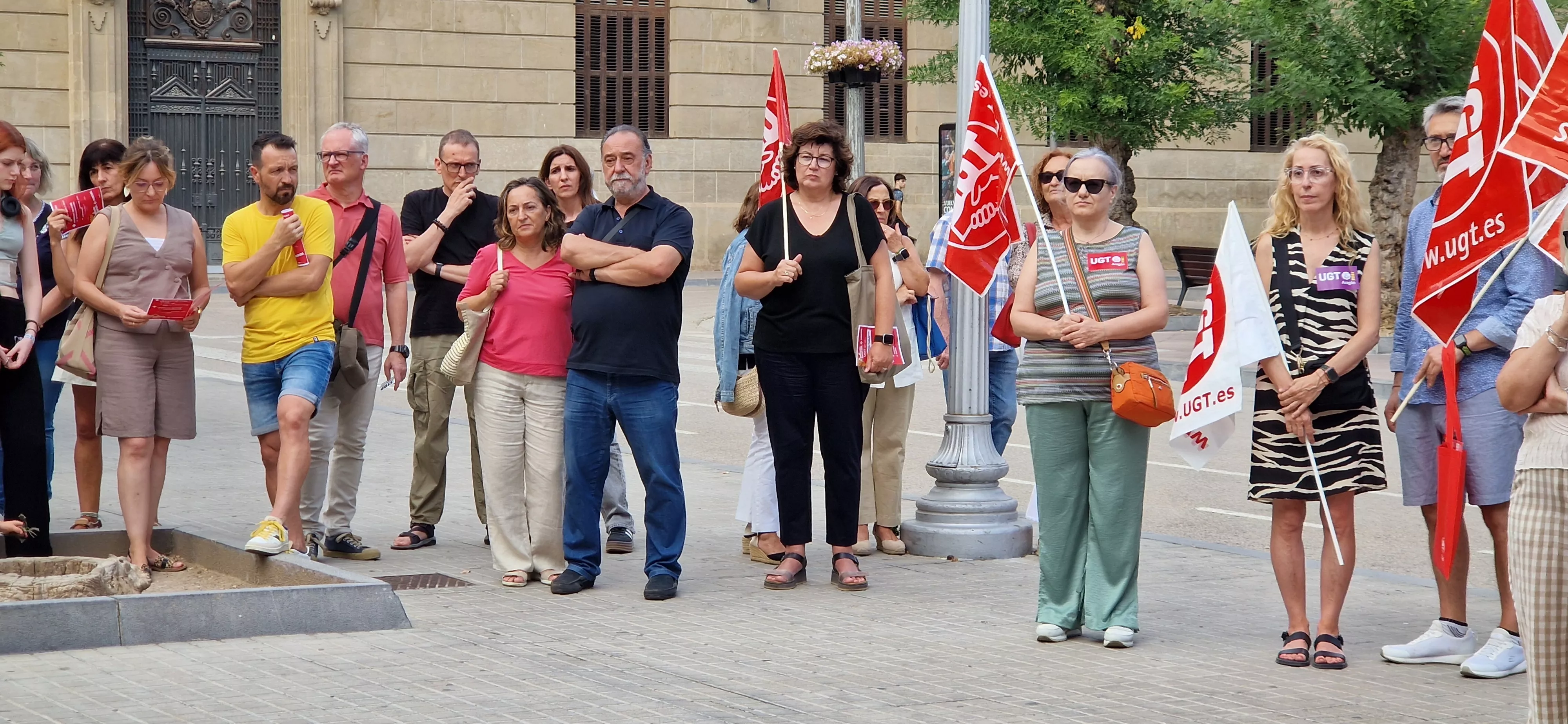 Concentración de UGT para pedir a Educación más recursos. Foto Myriam Martínez