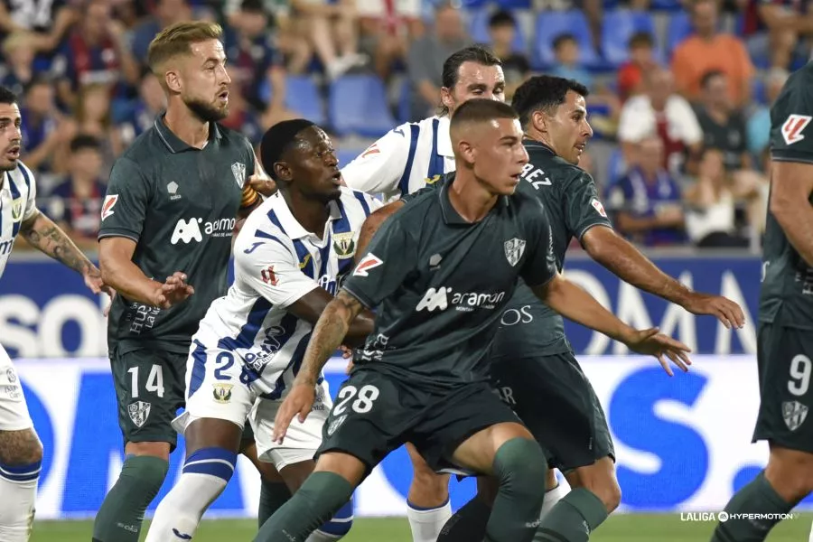 Arribas y Pulido en defensa