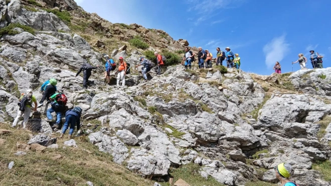 6 DESCENSO CON AYUDA DE SIRGA 6 DESCENSO CON AYUDA DE SIRGA