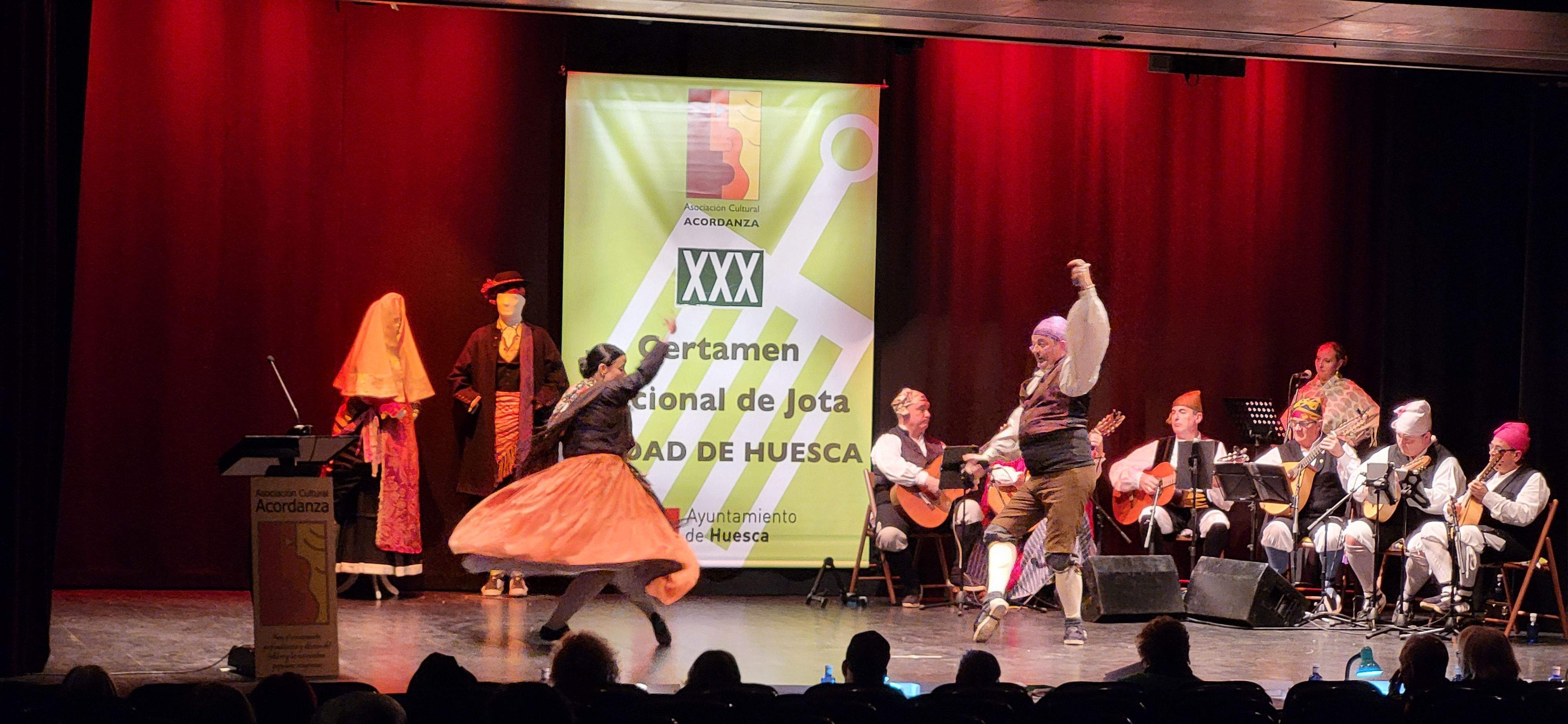Fase clasificatoria del Certamen Nacional de Jota Ciudad de Huesca . Foto Mercedes Manterola 