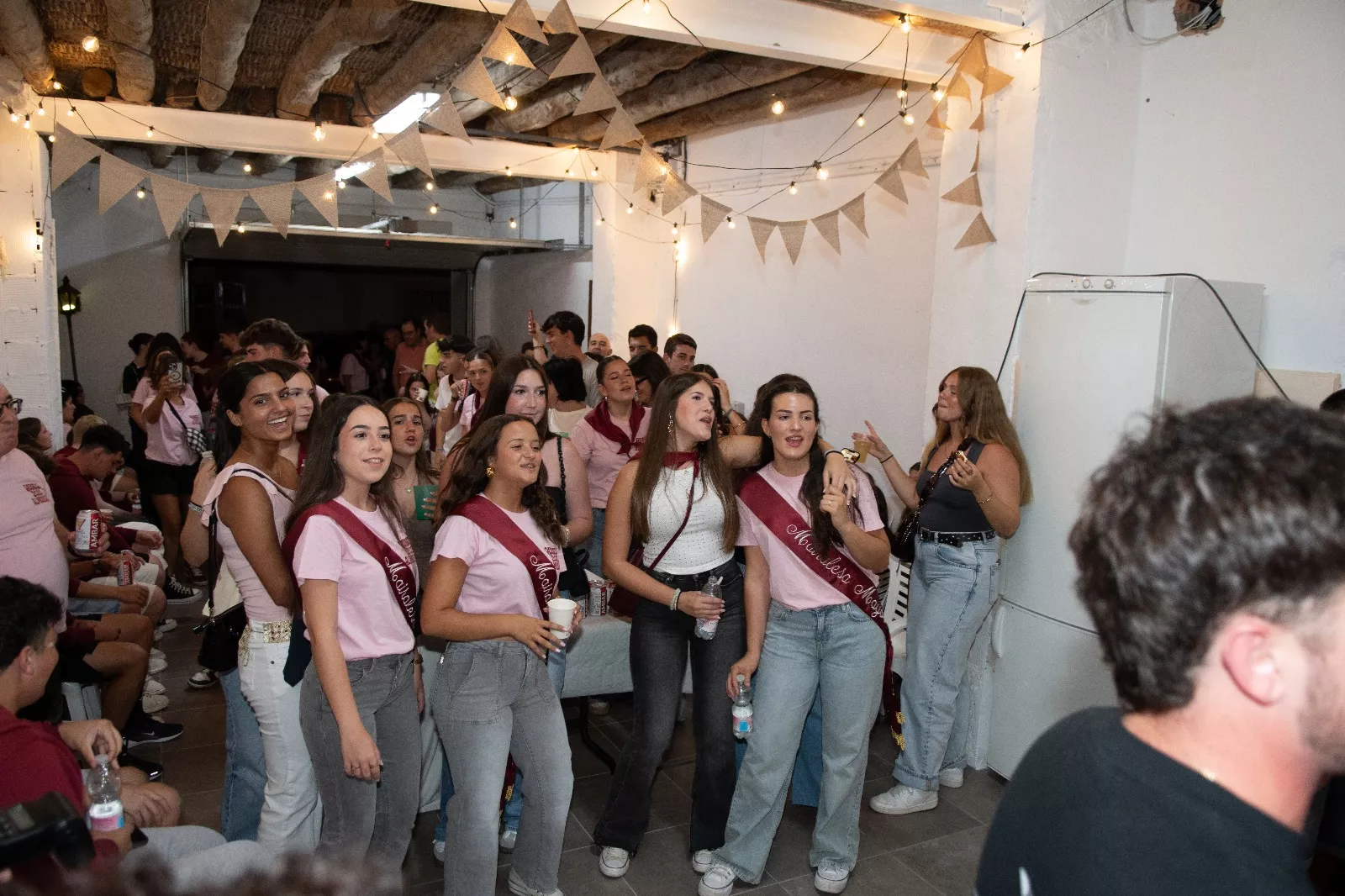 Ronda de los quintos por la noche.  Foto Marcos Serrate (Guara Fotografía)