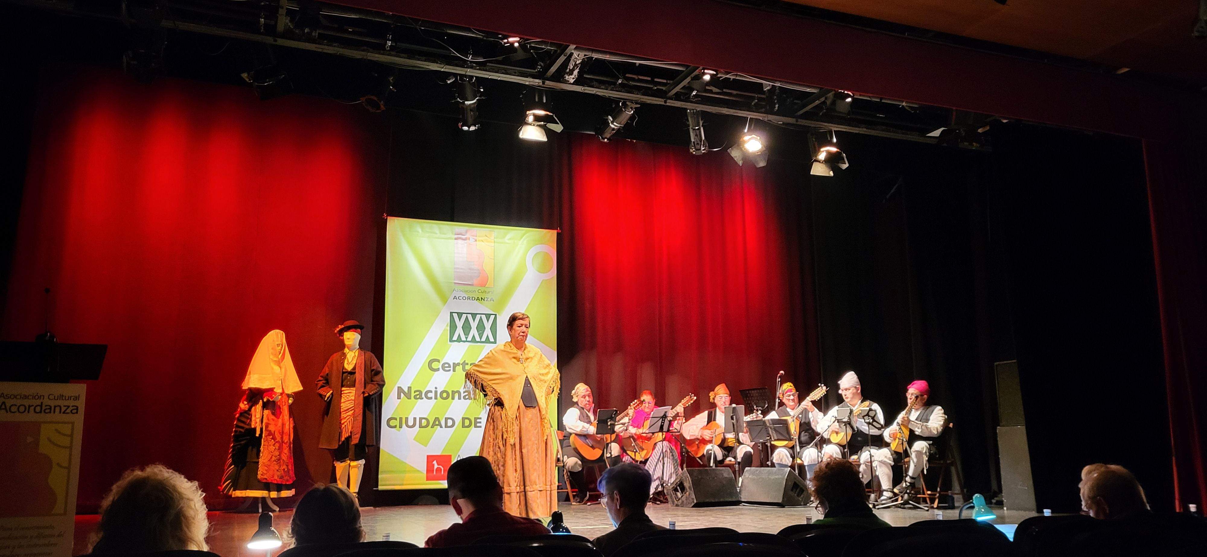 Fase clasificatoria del Certamen Nacional de Jota Ciudad de Huesca . Foto Mercedes Manterola 