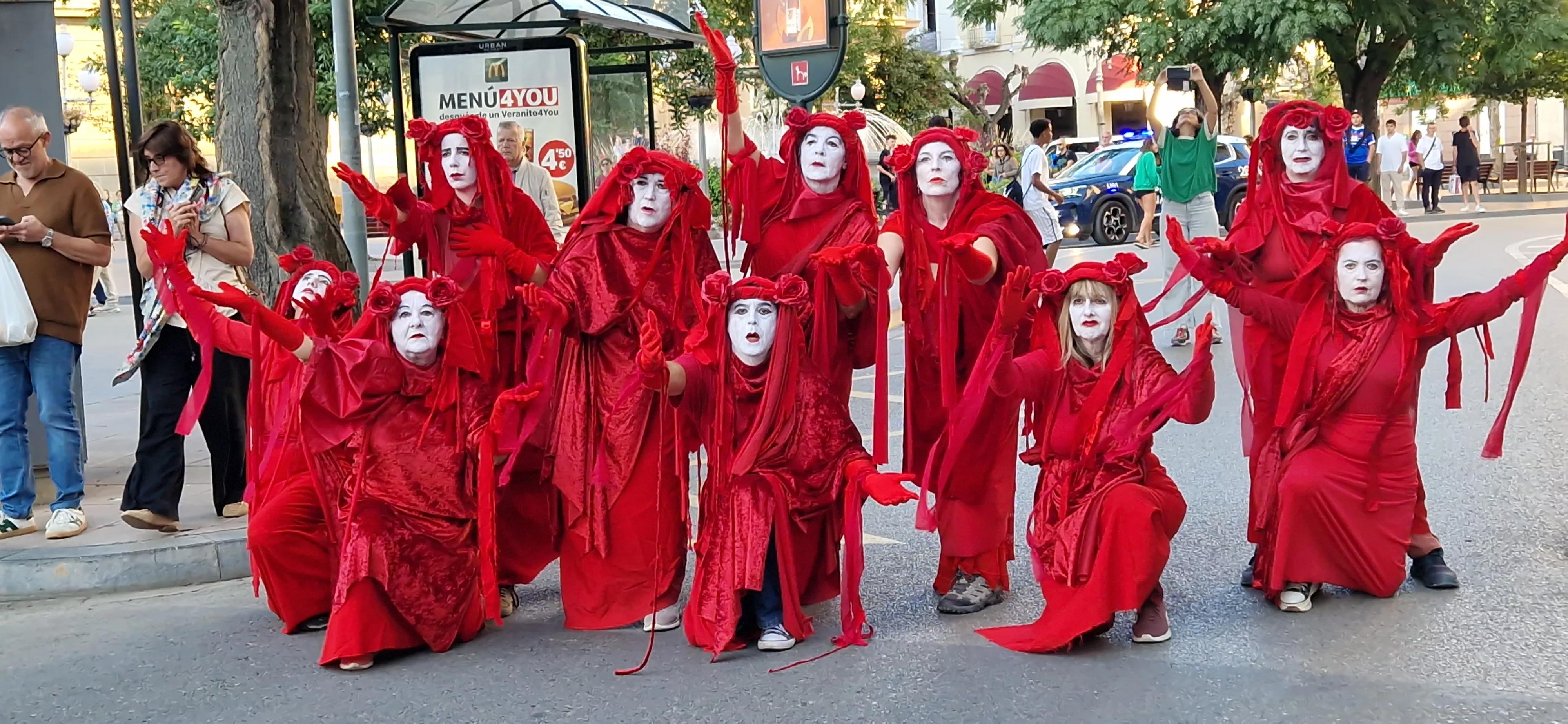 Manifestación en contra de la tala de árboles. Foto Myriam Martínez