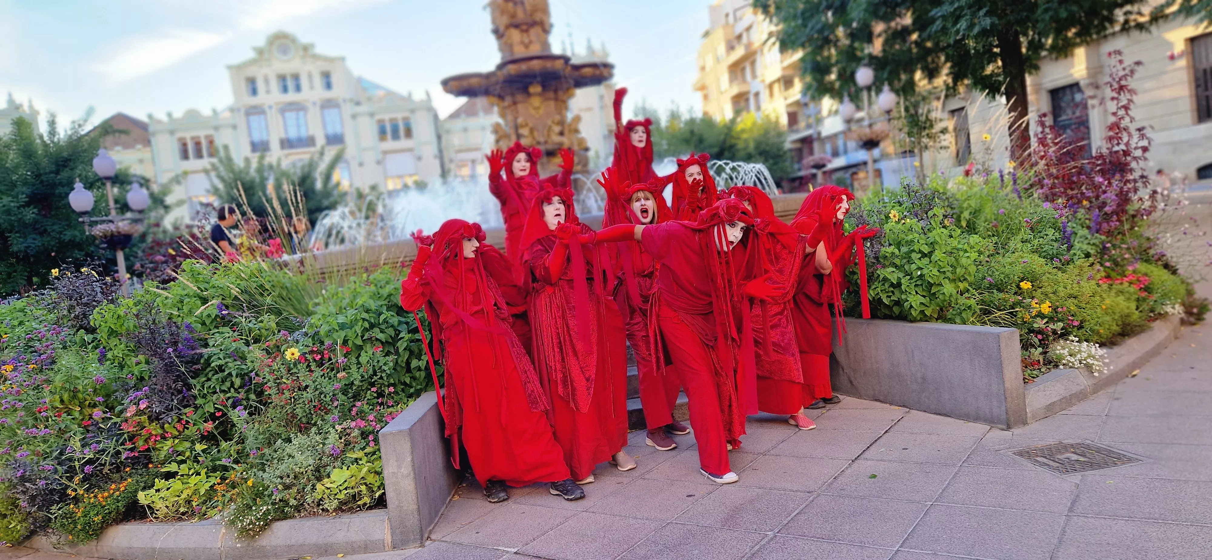 Manifestación en contra de la tala de árboles. Foto Myriam Martínez