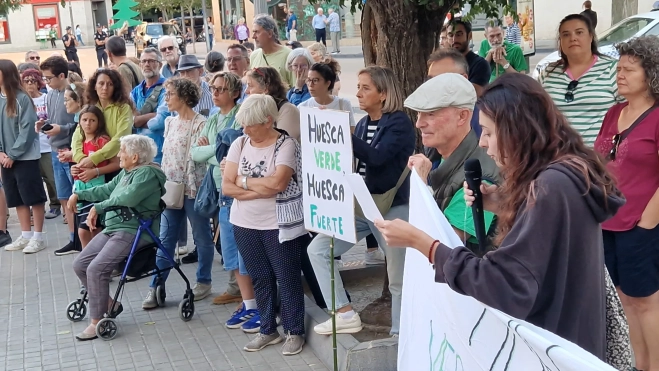 Manifestación en contra de la tala de árboles. Foto Myriam Martínez Manifestación en contra de la tala de árboles. Foto Myriam Martínez
