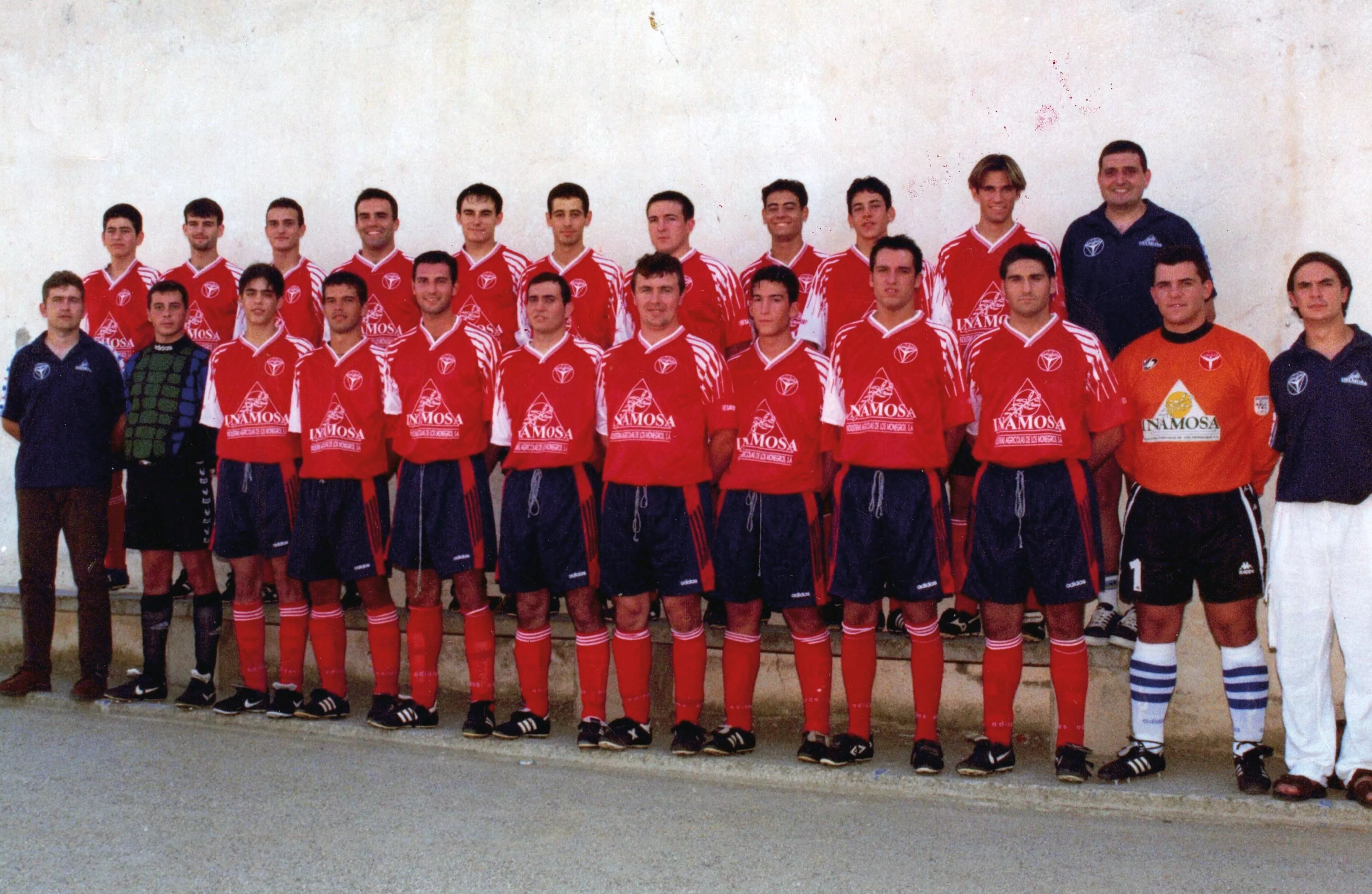 100 años de fútbol en Lalueza. Plantilla 1999 2000