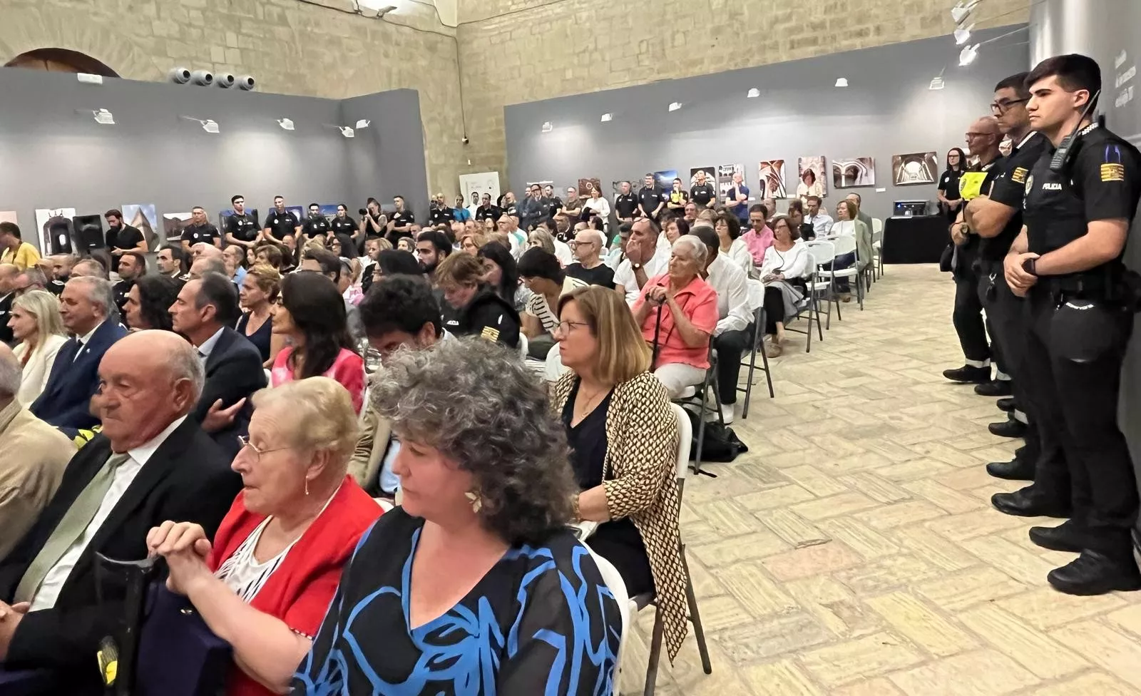 Festividad de la Exaltación de la Santa Cruz de la Policía Local de Huesca. Foto Mercedes Manterola