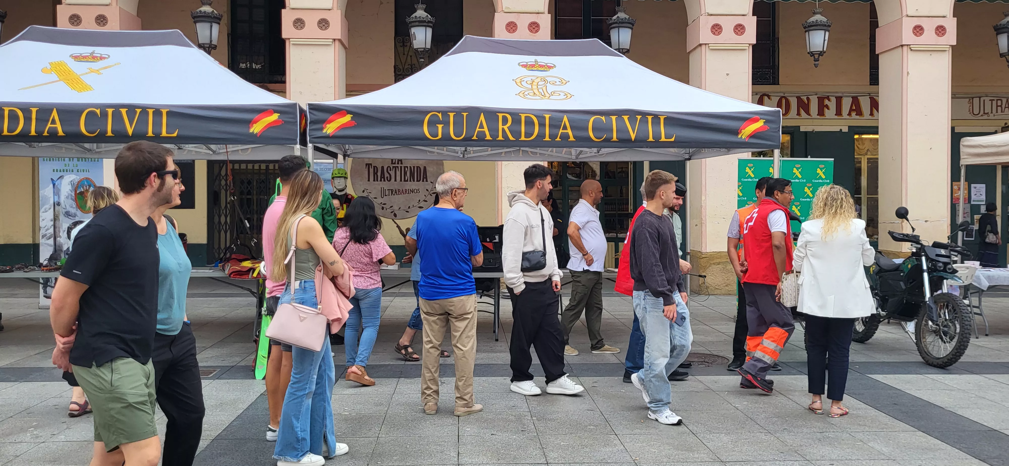 Feria de los Primeros Auxilios y Emergencias en Huesca. Foto Mercedes Manterola