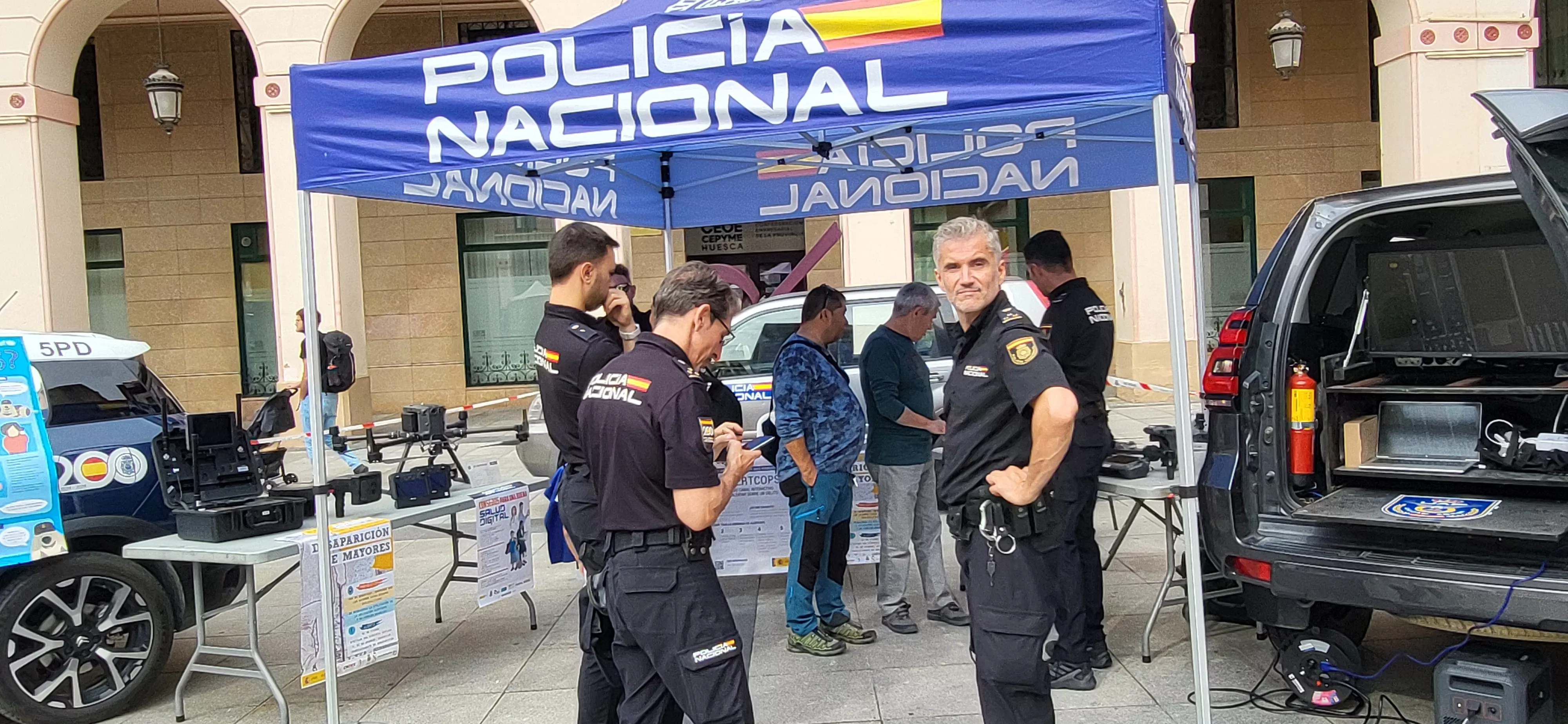 Feria de los Primeros Auxilios y Emergencias en Huesca. Foto Mercedes Manterola
