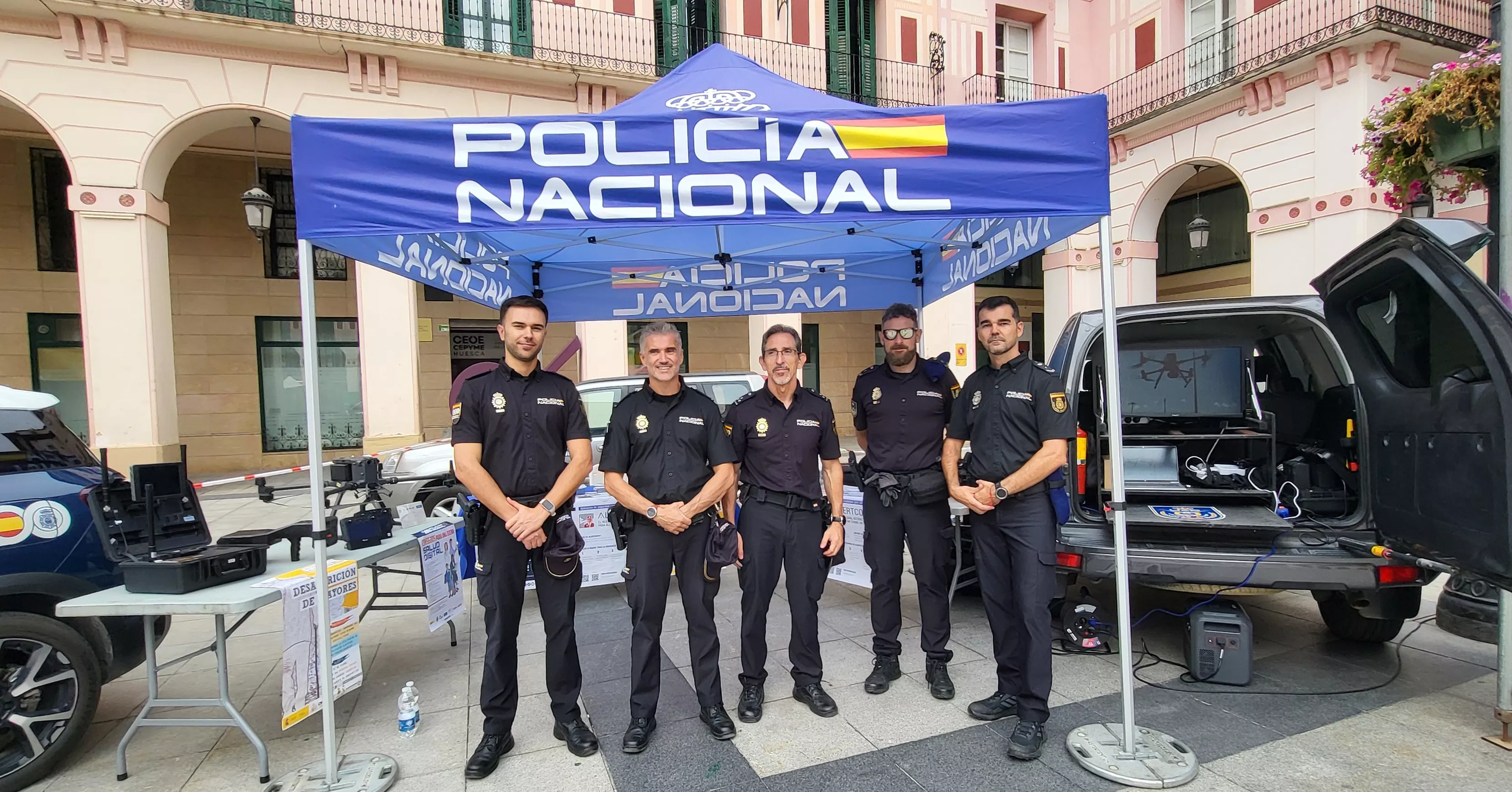 Feria de los Primeros Auxilios y Emergencias en Huesca. Foto Mercedes Manterola