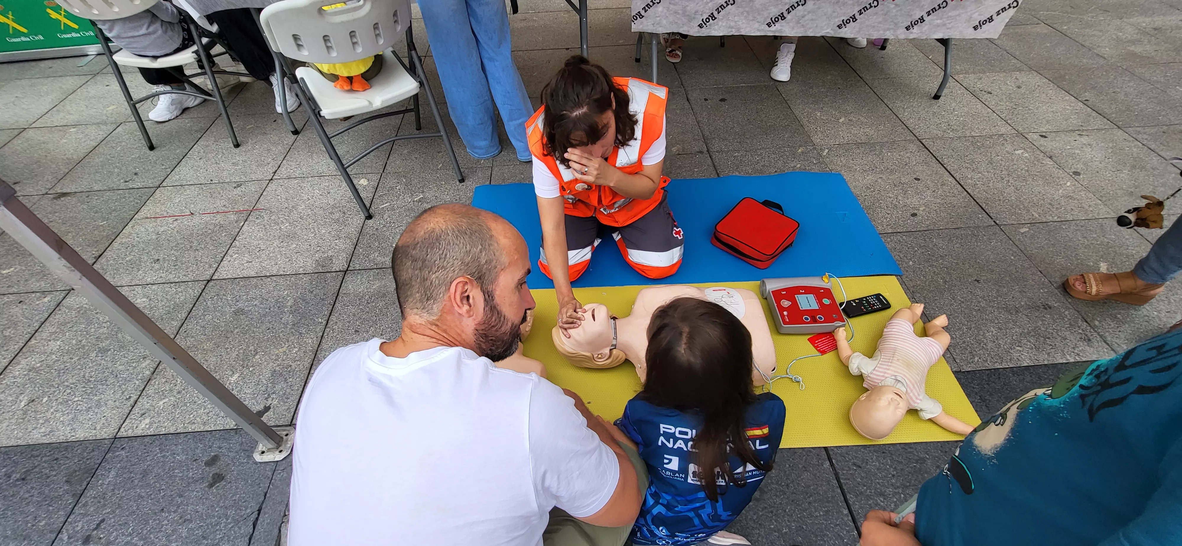 Feria de los Primeros Auxilios y Emergencias en Huesca. Foto Mercedes Manterola