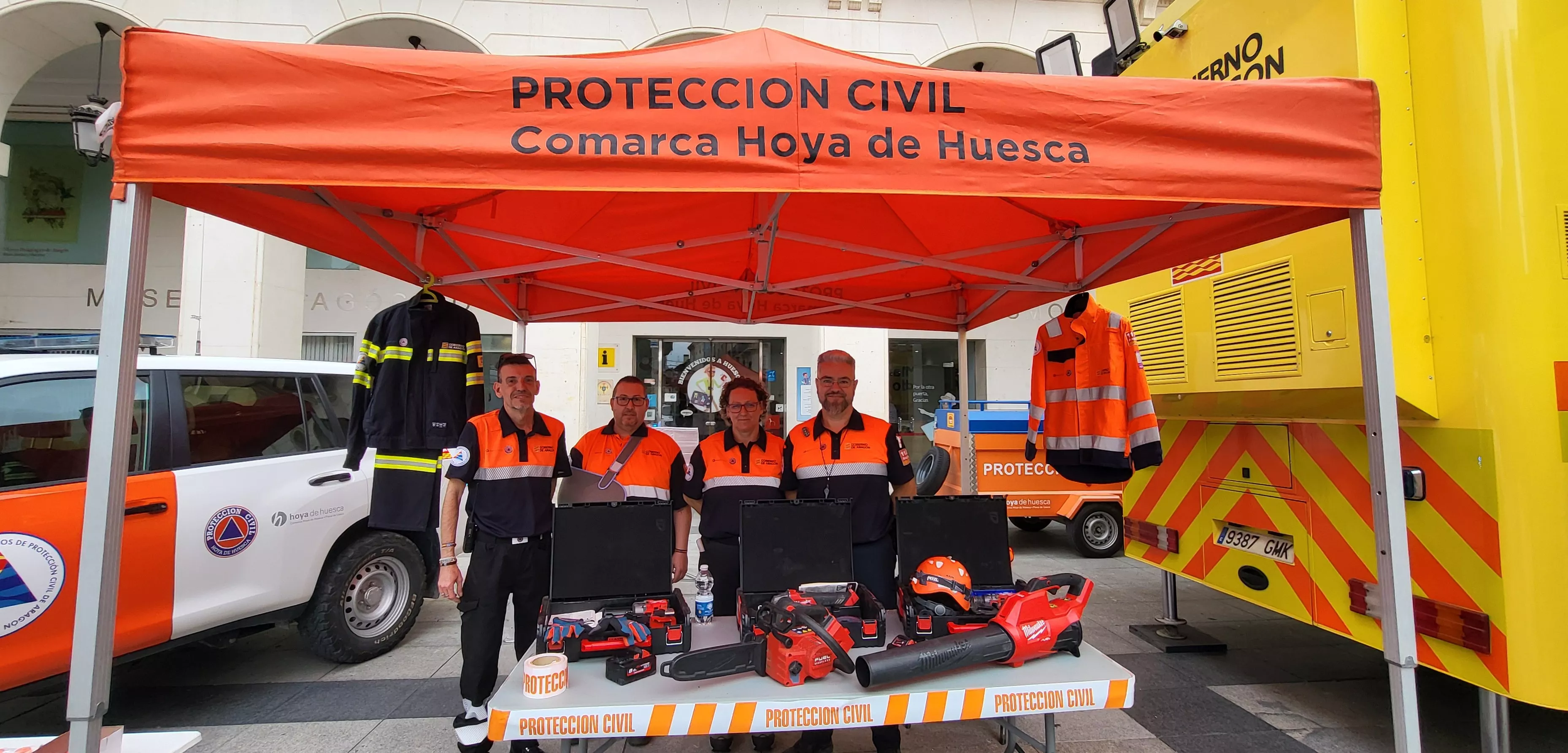 Feria de los Primeros Auxilios y Emergencias en Huesca. Foto Mercedes Manterola