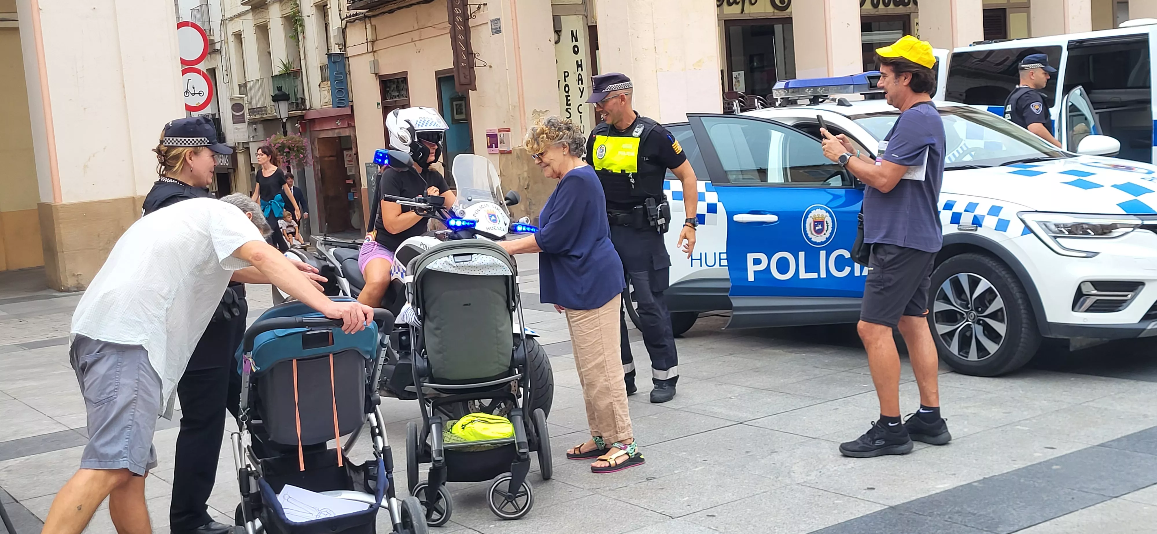 Feria de los Primeros Auxilios y Emergencias en Huesca. Foto Mercedes Manterola