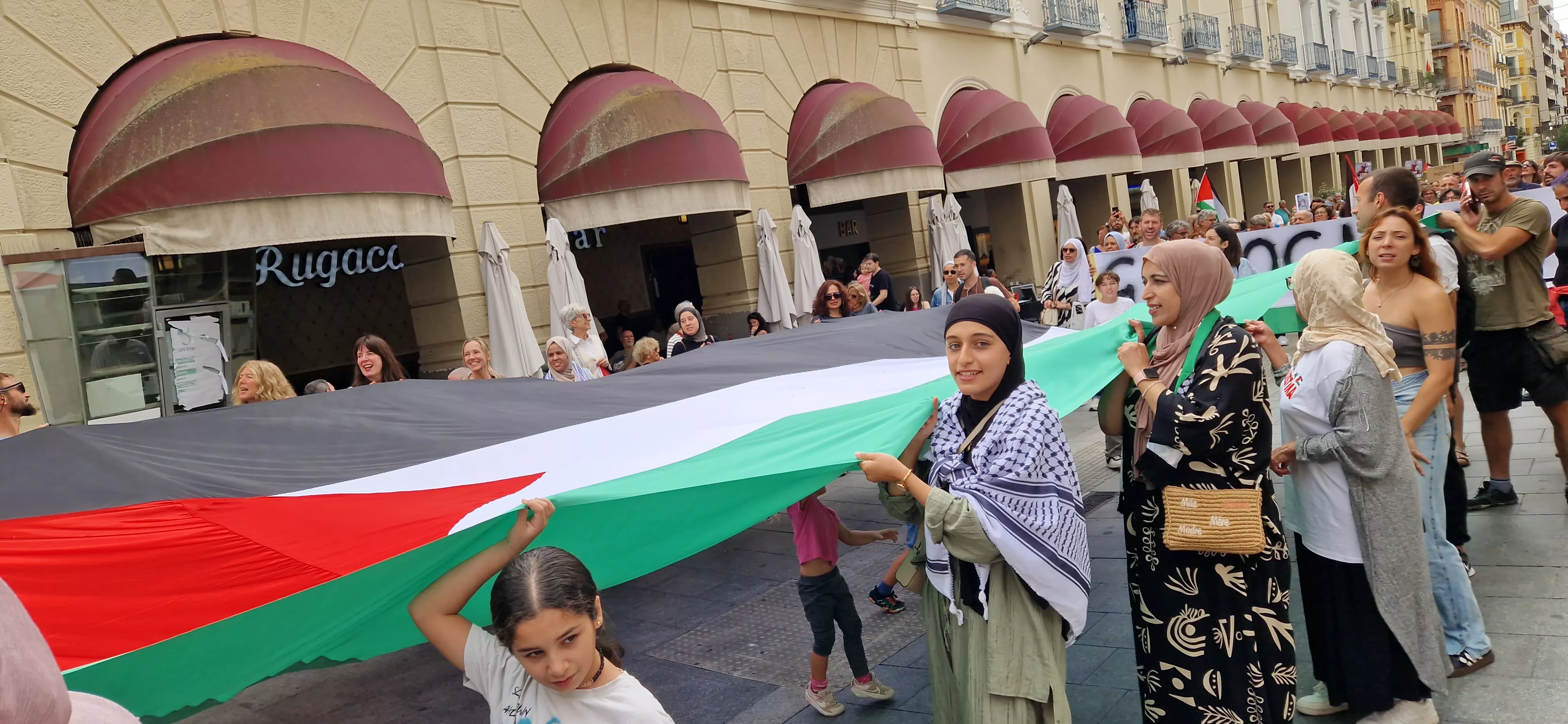 Manifestación de apoyo a Palestina en Huesca. Foto Myriam Martínez