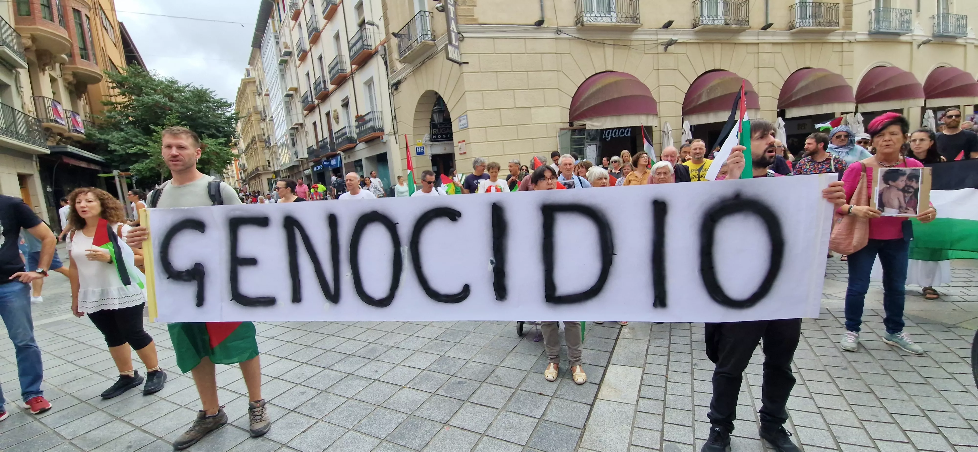 Manifestación de apoyo a Palestina en Huesca. Foto Myriam Martínez