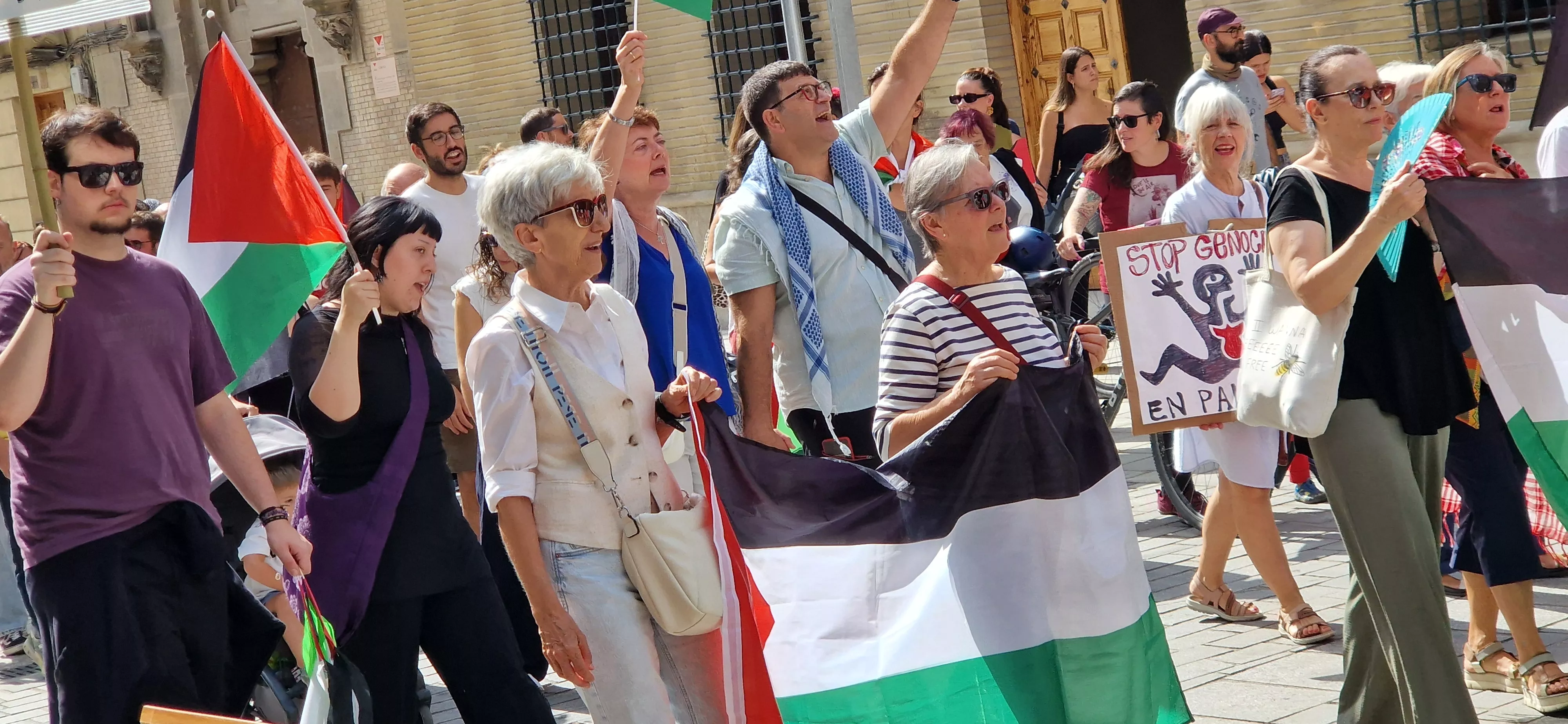 Manifestación de apoyo a Palestina en Huesca. Foto Myriam Martínez
