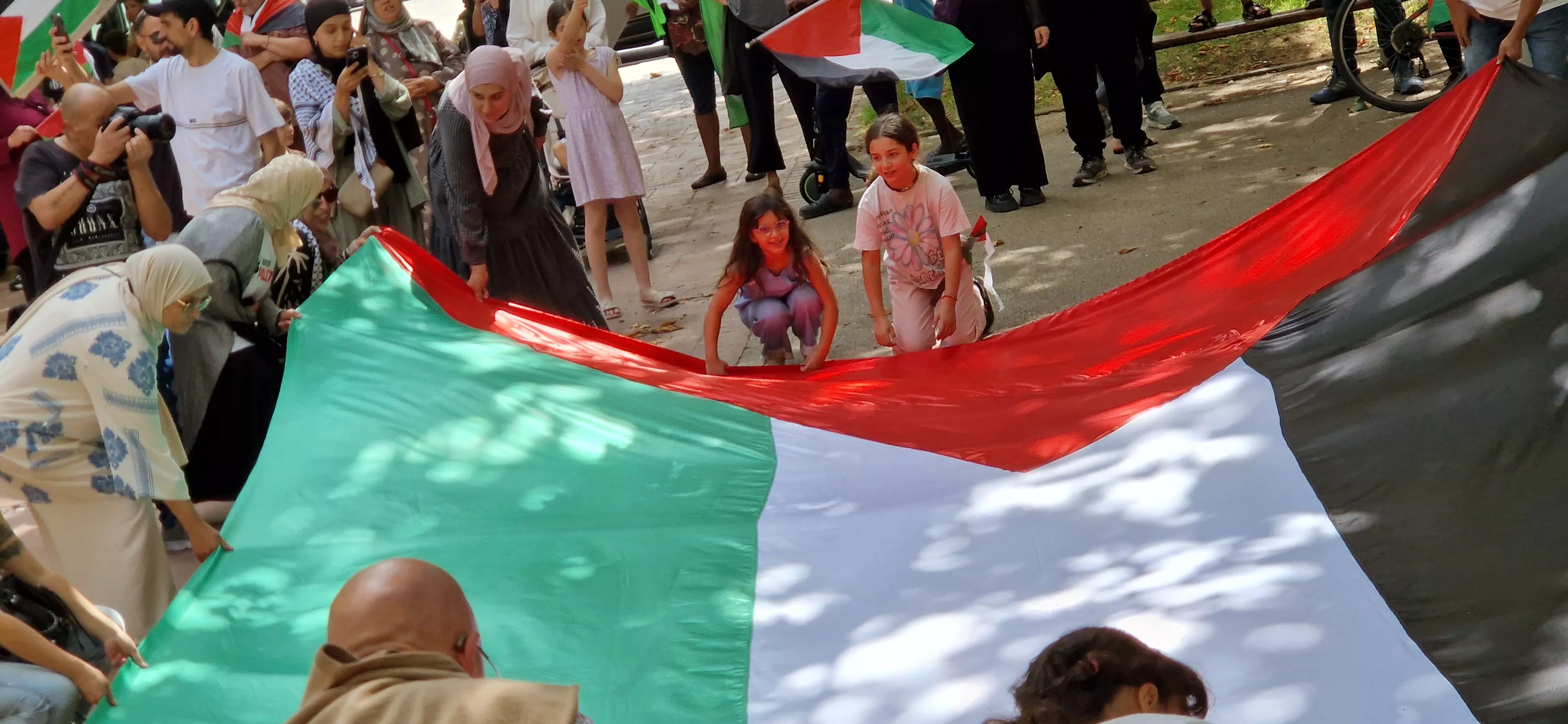 Manifestación de apoyo a Palestina en Huesca. Foto Myriam Martínez