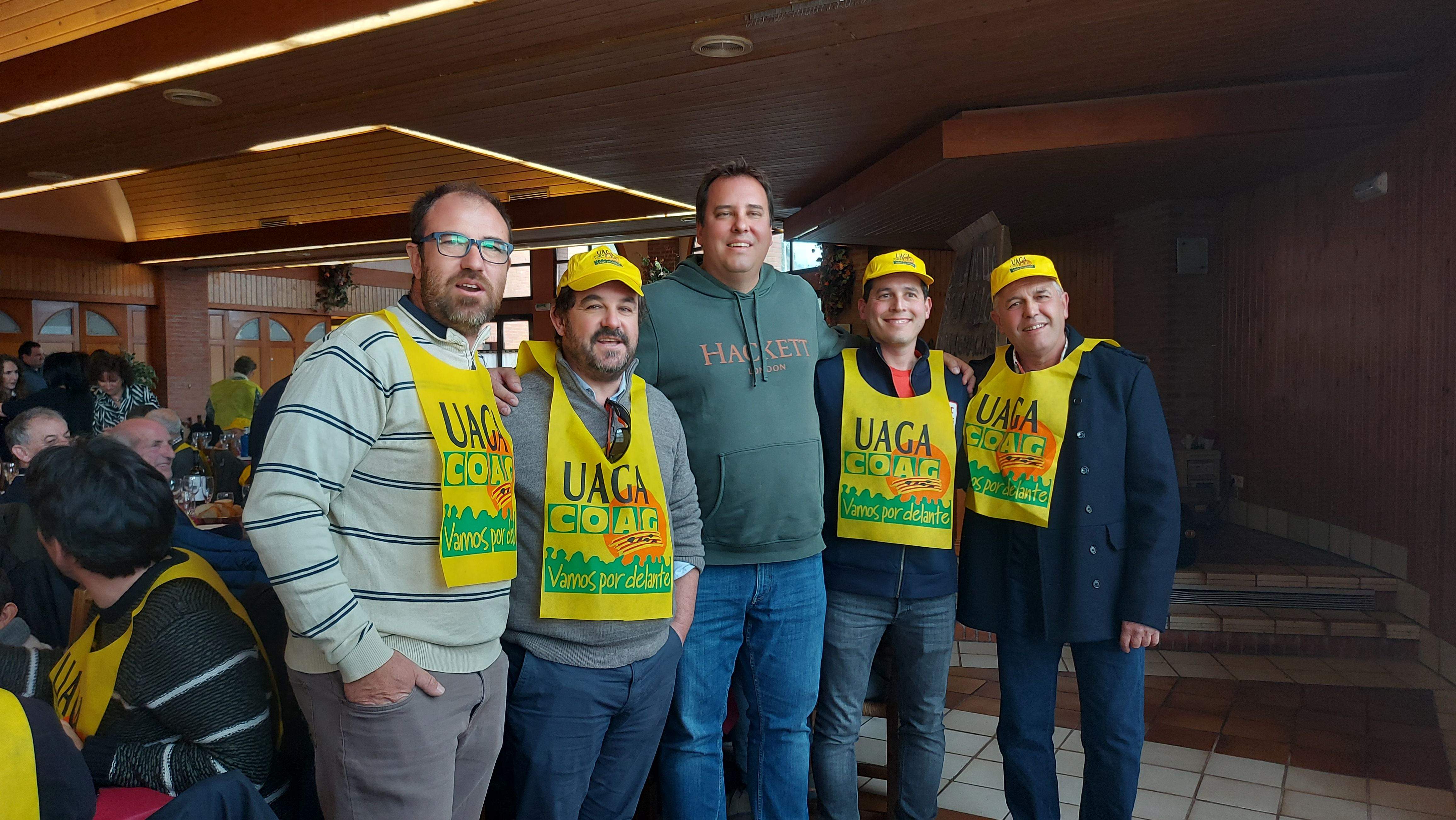 David Solano y Joaquín Solanilla, con los actuales dirigentes de UAGA COAG con José María Alcubierre a la cabeza