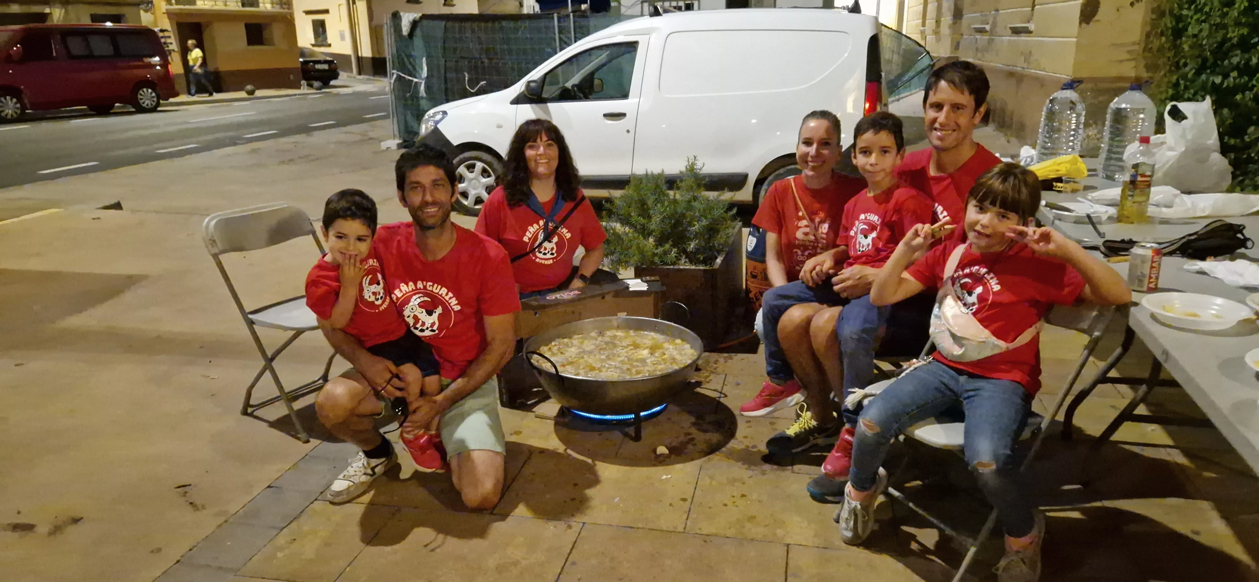 Calderetas de las fiestas de Ayerbe. Foto Myriam Martínez