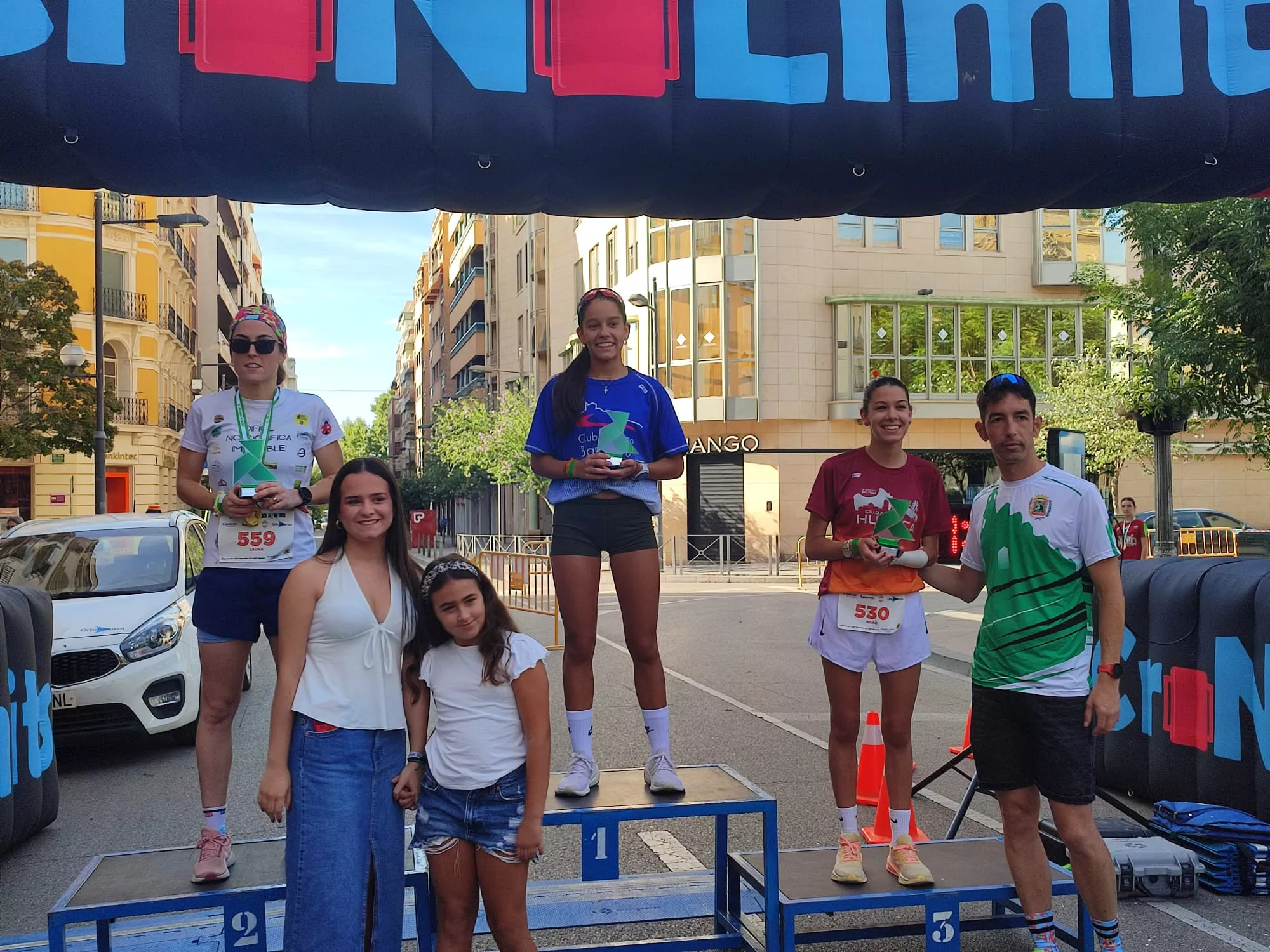  II Carrera 5K y 10K Ciudad de Huesca. Podio 5K fem