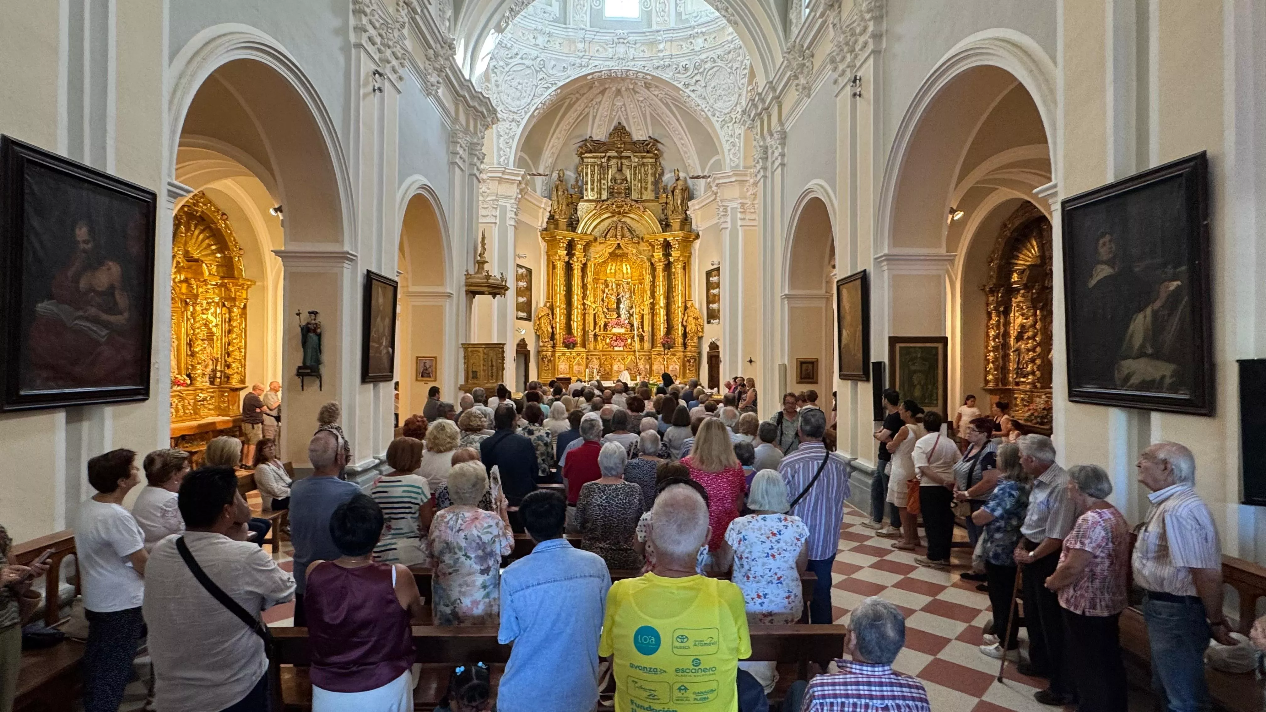 Misa en el Santuario de Nuestra Señora de Salas y de la Huerta