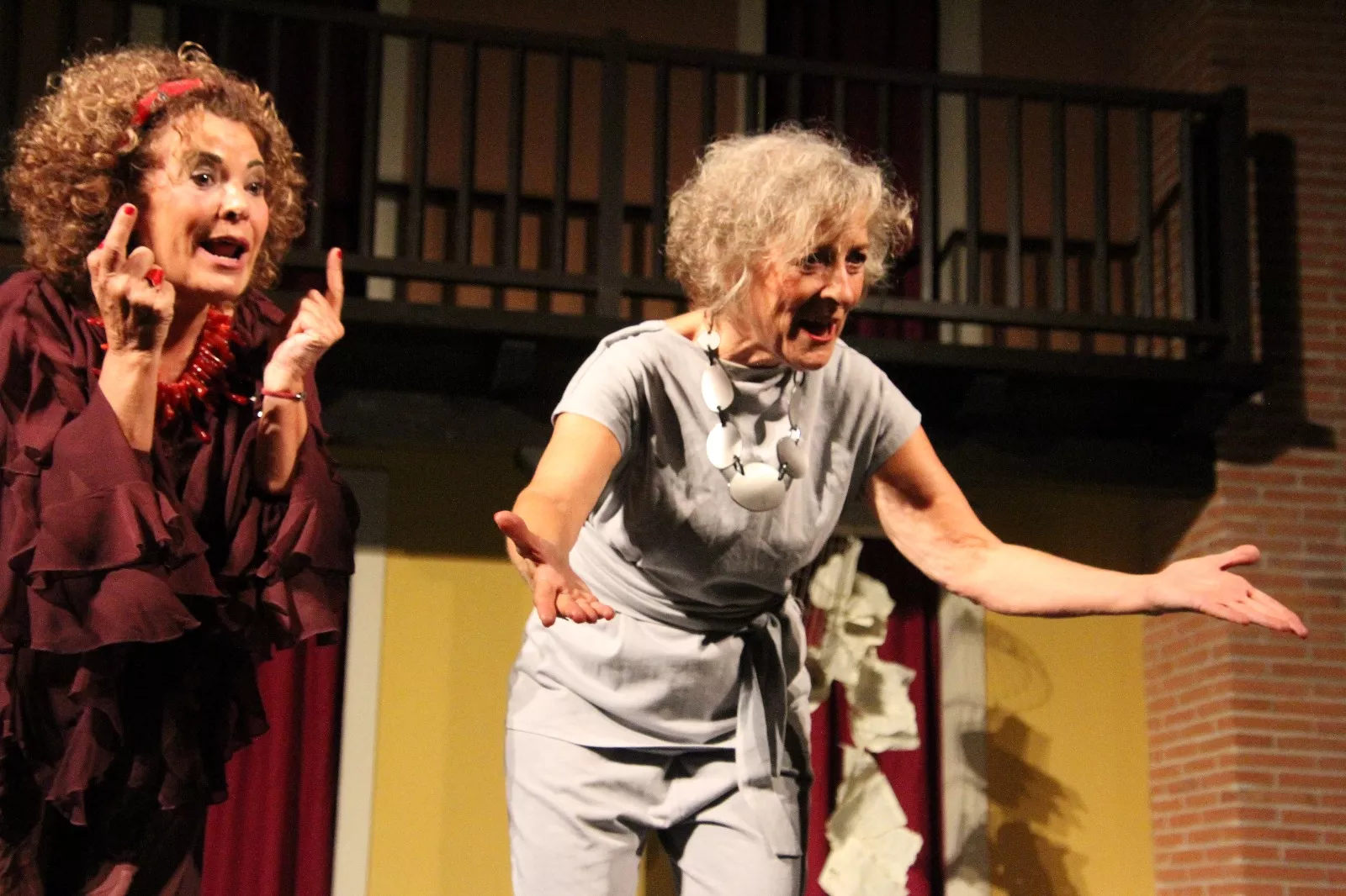 “Pájaros en la cabeza” en el Corral de Comedias de Robres. Foto Carlos Neofato