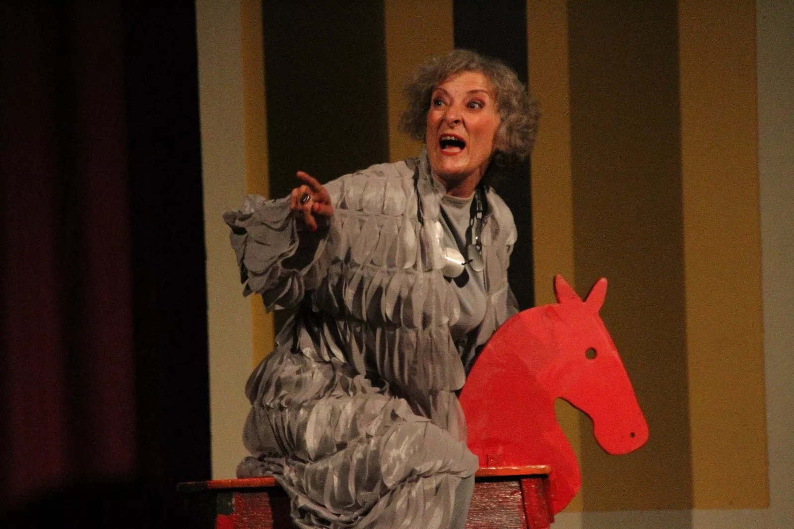 “Pájaros en la cabeza” en el Corral de Comedias de Robres. Foto Carlos Neofato