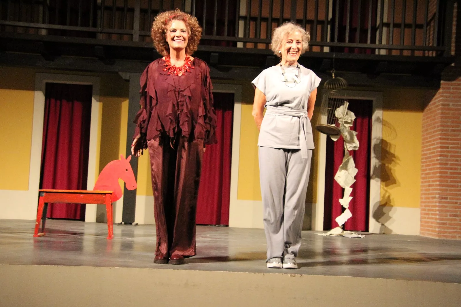 “Pájaros en la cabeza” en el Corral de Comedias de Robres. Foto Carlos Neofato