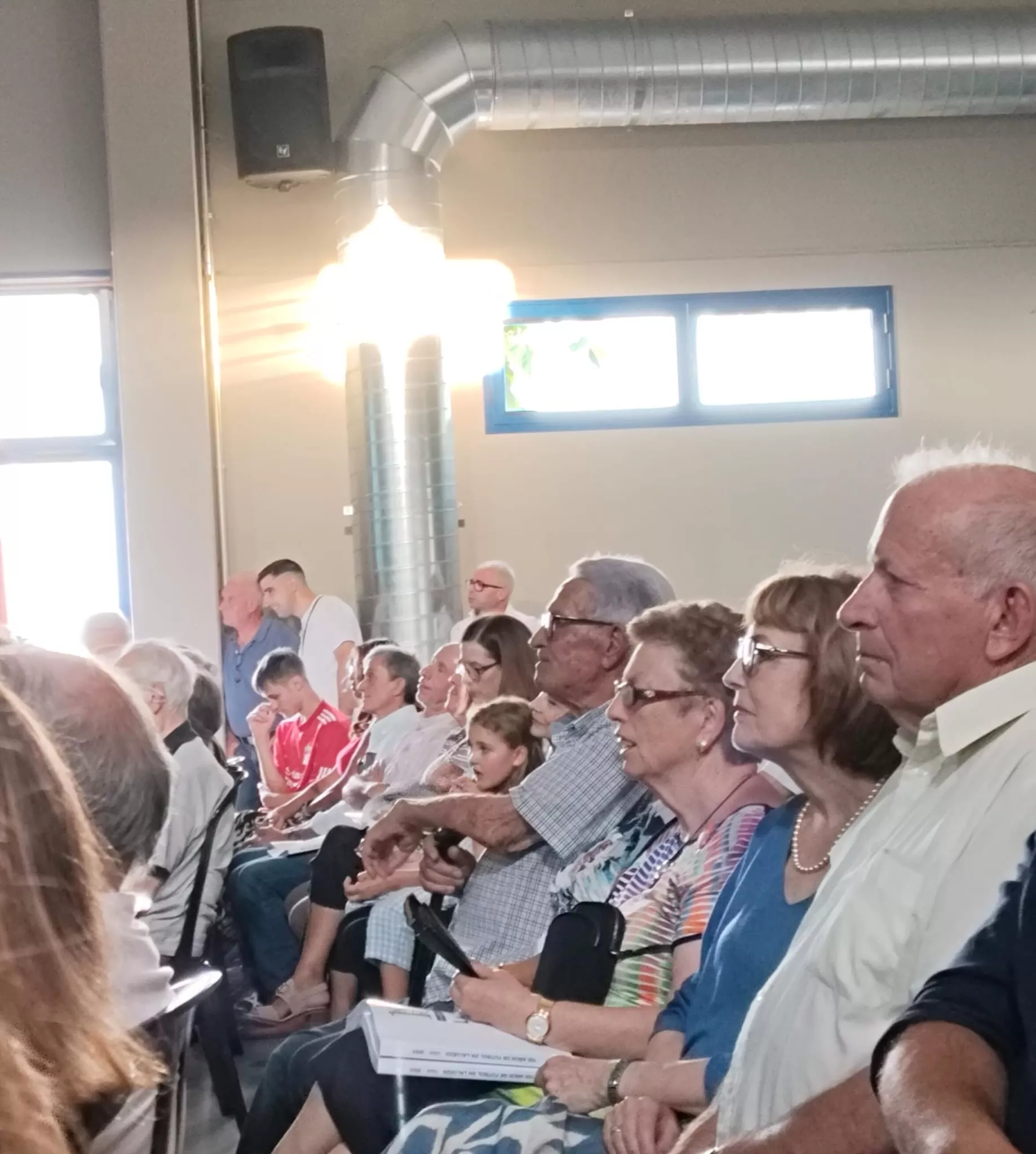 Presentación del libro y la exposición del Centenario del Lalueza