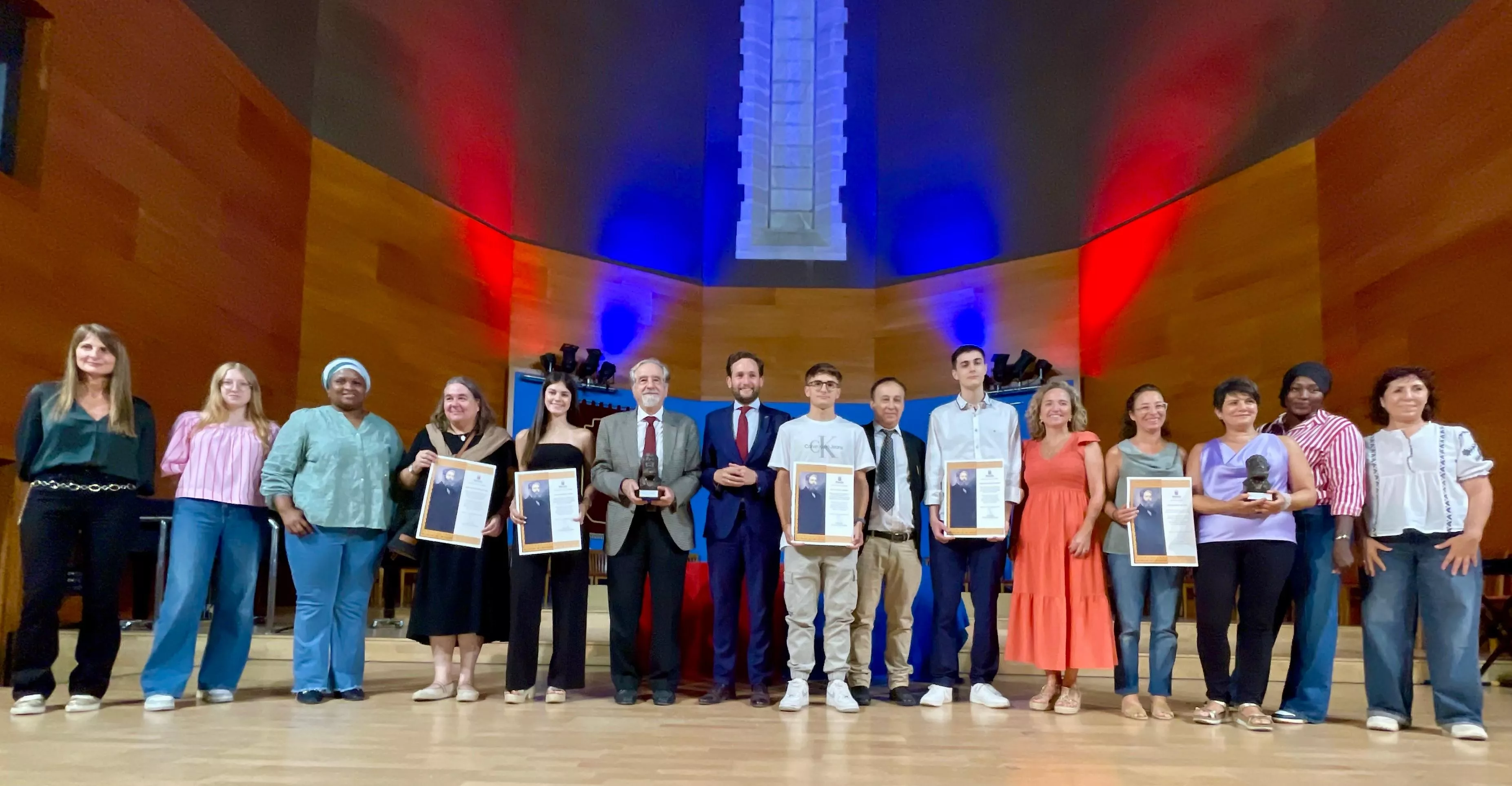 Los Galardones Joaquín Costa premian en Monzón la excelencia jurídica, social y académica.