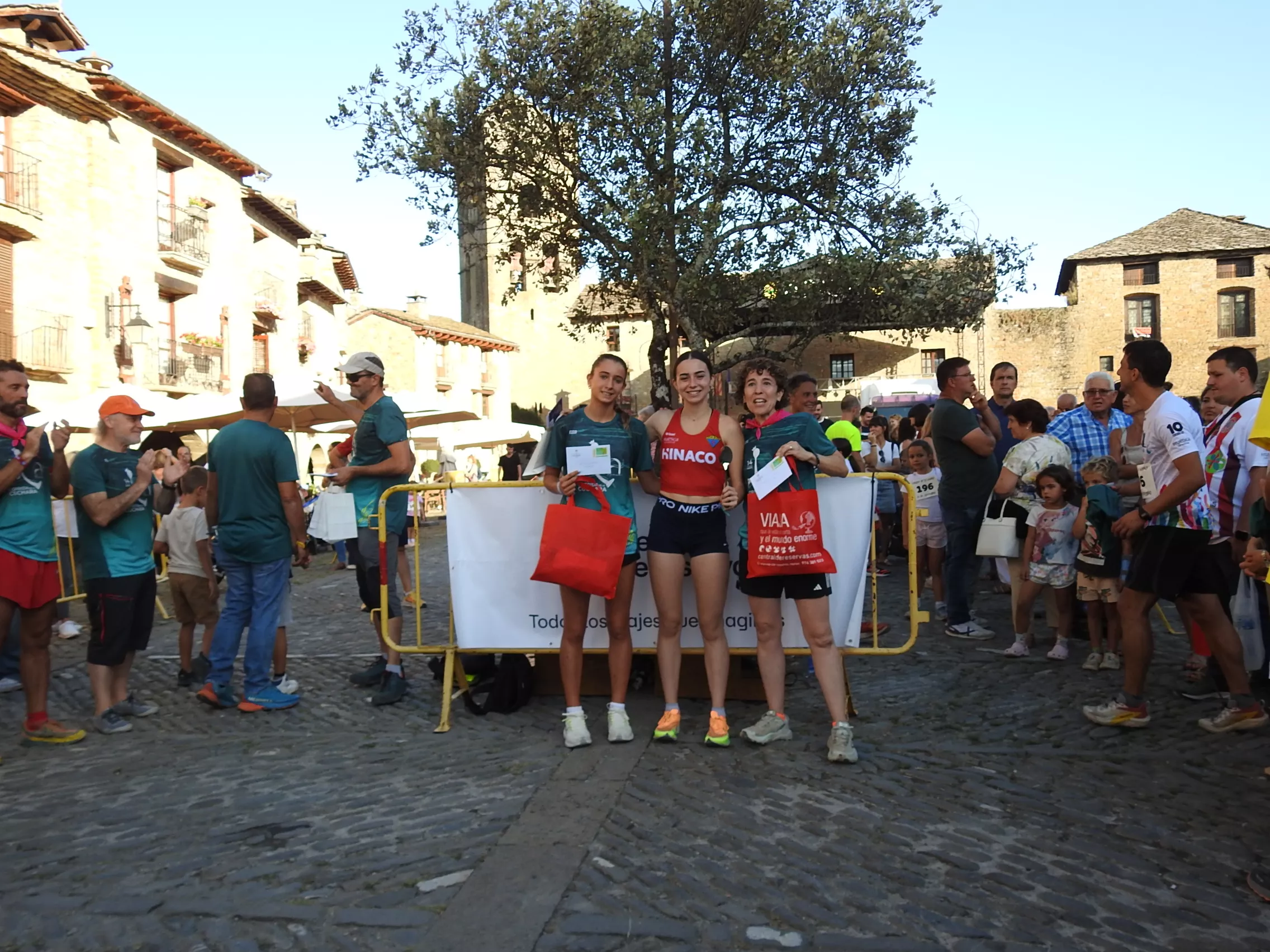 TRES PRIMERAS CLASIFICADAS, mujeres