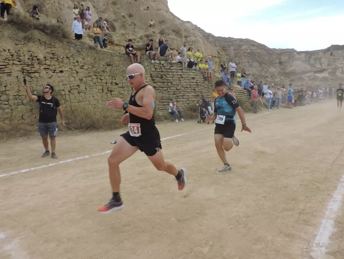 Alcolea. Manolito Pascual y Miguel Giral disputando una prima